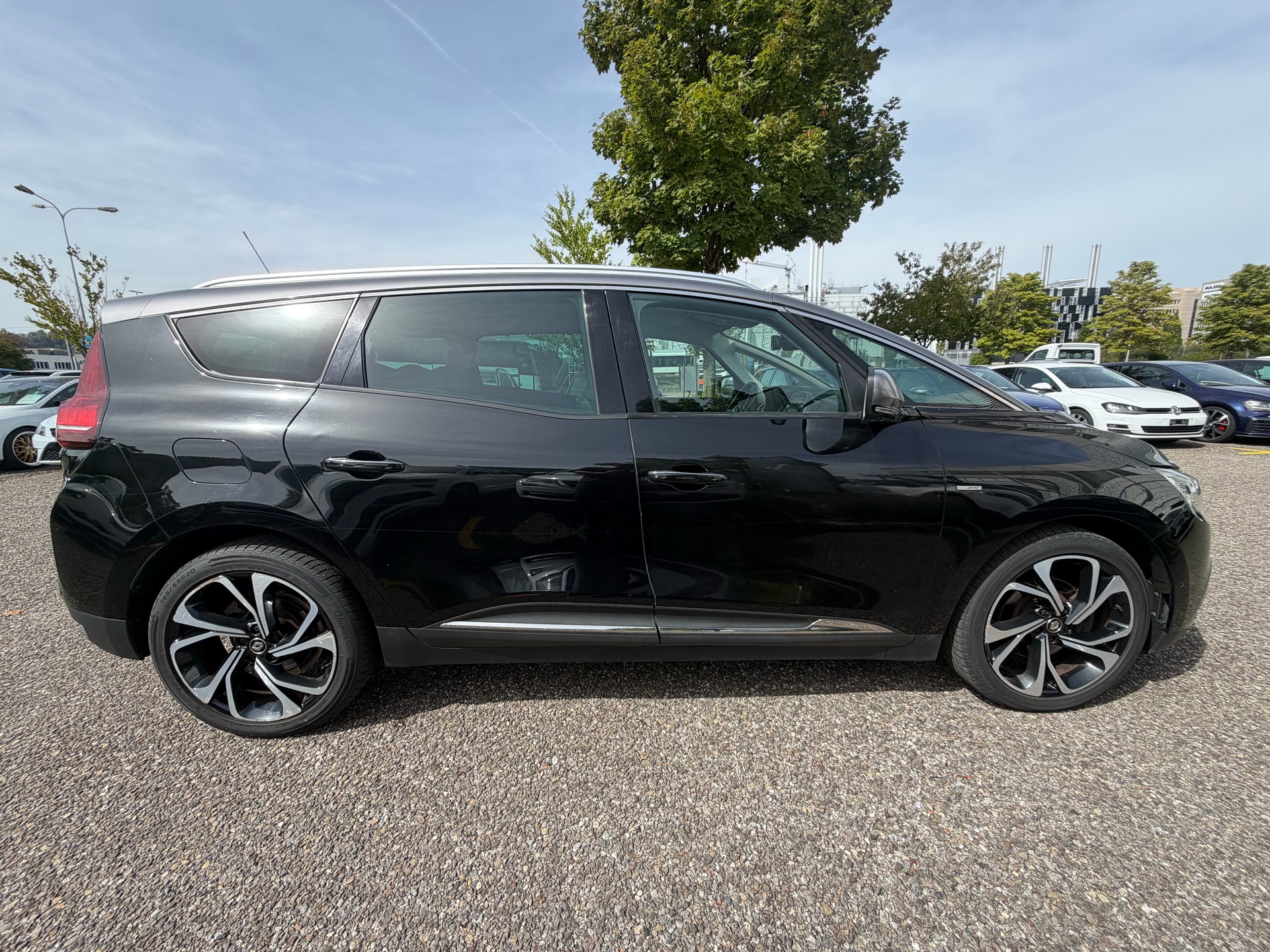 RENAULT Grand Scénic 1.6 dCi Intens EDC-image-3