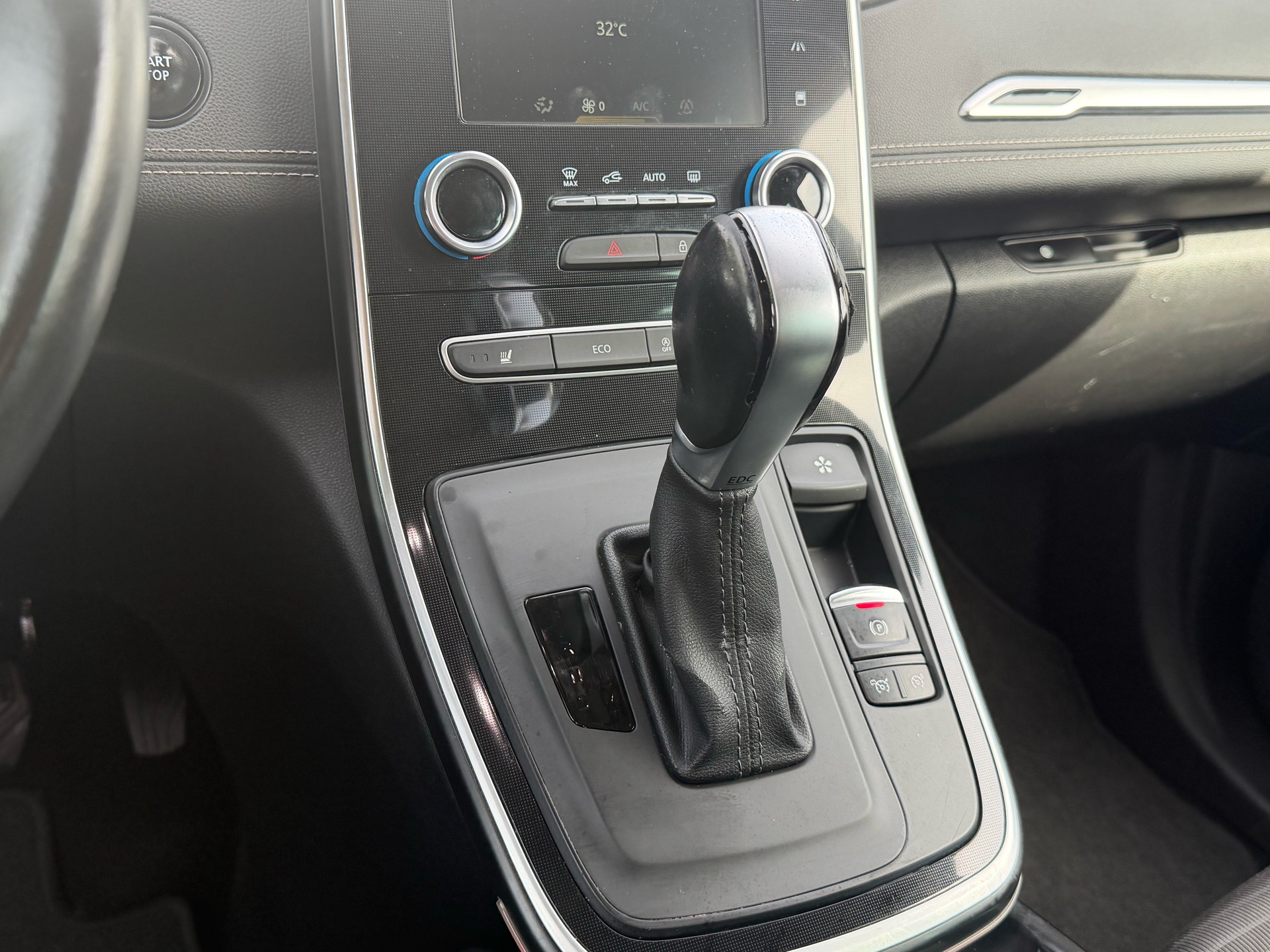 RENAULT Grand Scénic 1.6 dCi Intens EDC-image-13