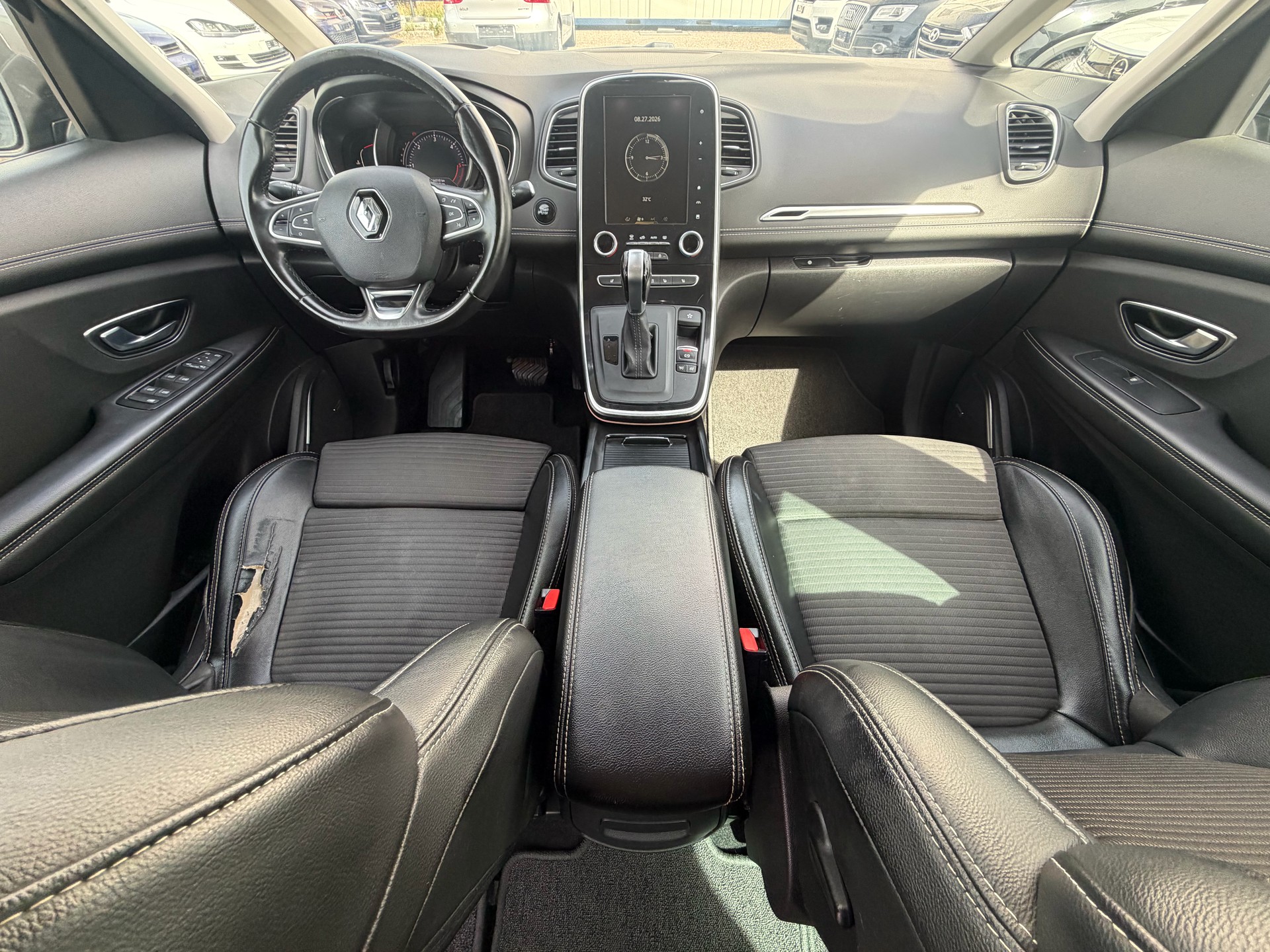RENAULT Grand Scénic 1.6 dCi Intens EDC-image-11