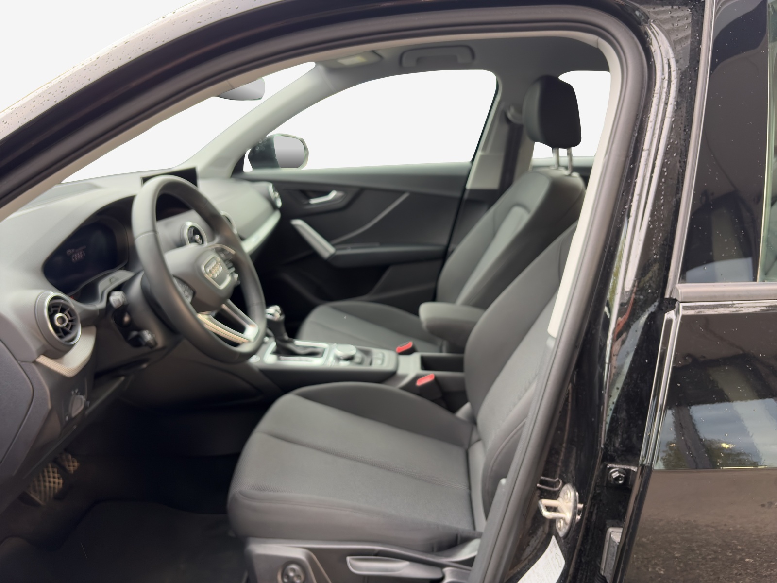 AUDI Q2 40 TFSI Attraction quattro S-tronic-image-7