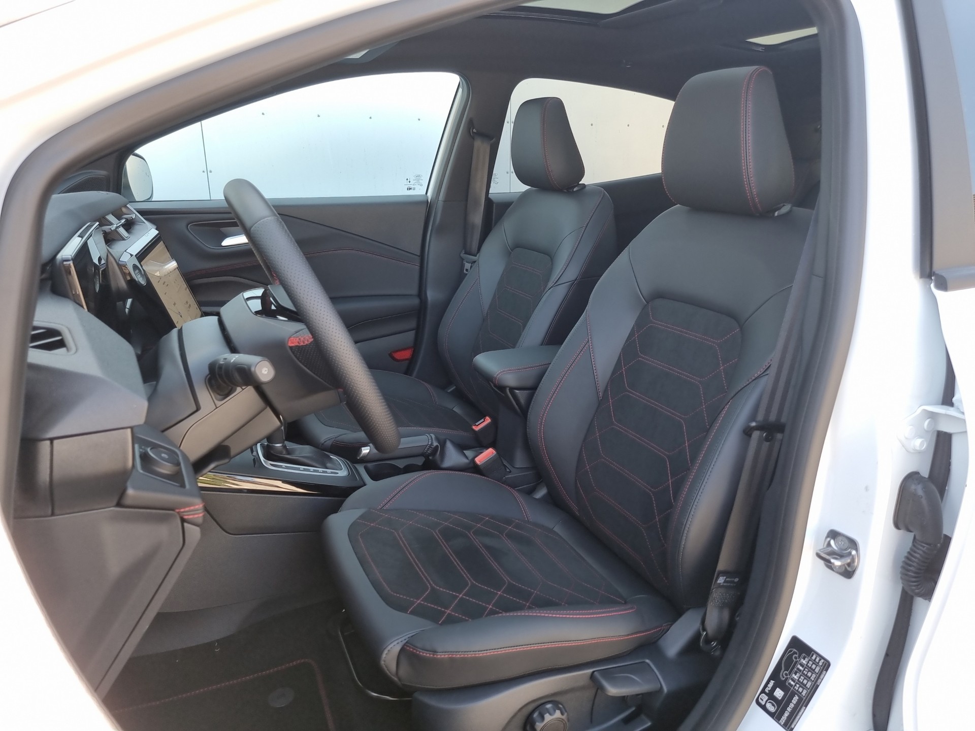 FORD Puma 1.0 EcoB Hybrid 125 ST-Line X-image-11