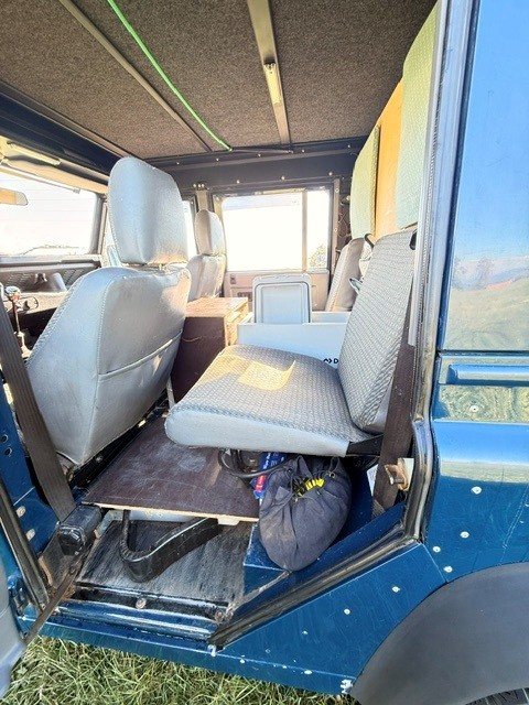 LAND ROVER 110 300 Tdi-image-9
