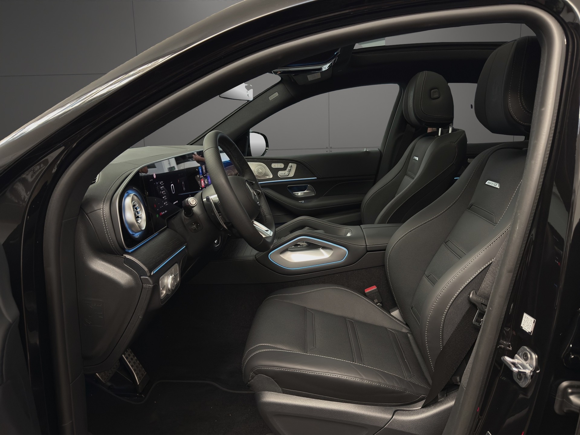 MERCEDES-BENZ GLE Coupé 53 AMG Hybrid 4Matic+ 9G-Tronic-image-6