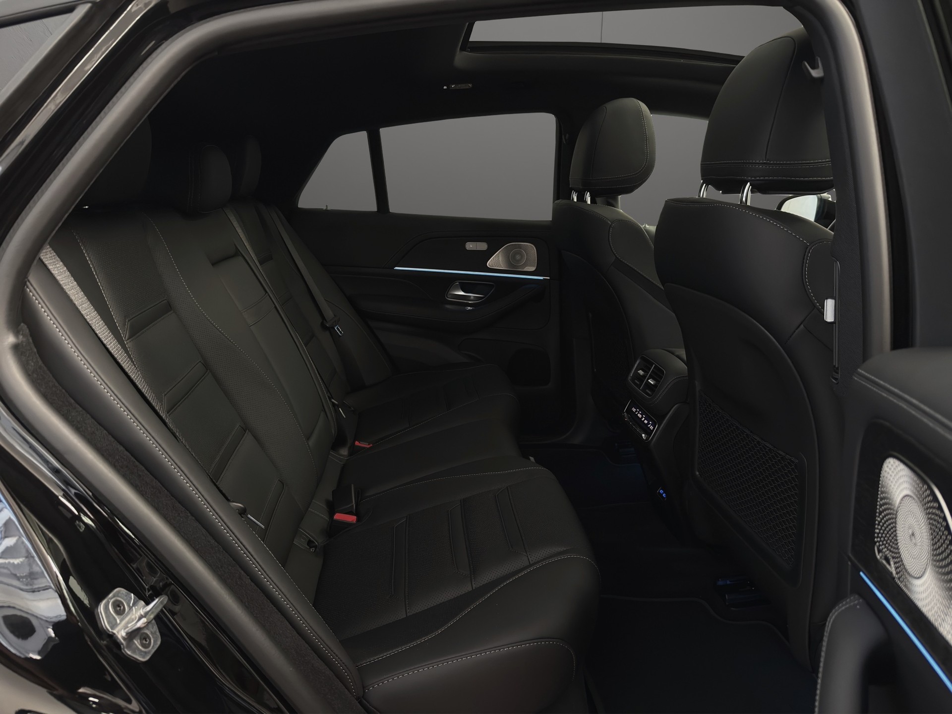 MERCEDES-BENZ GLE Coupé 53 AMG Hybrid 4Matic+ 9G-Tronic-image-10