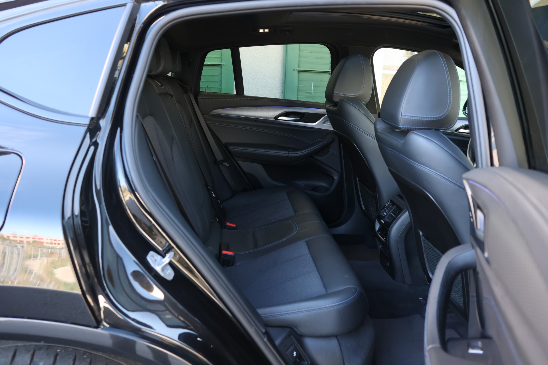 BMW X4 xDrive M40d Steptronic (CH)-image-11