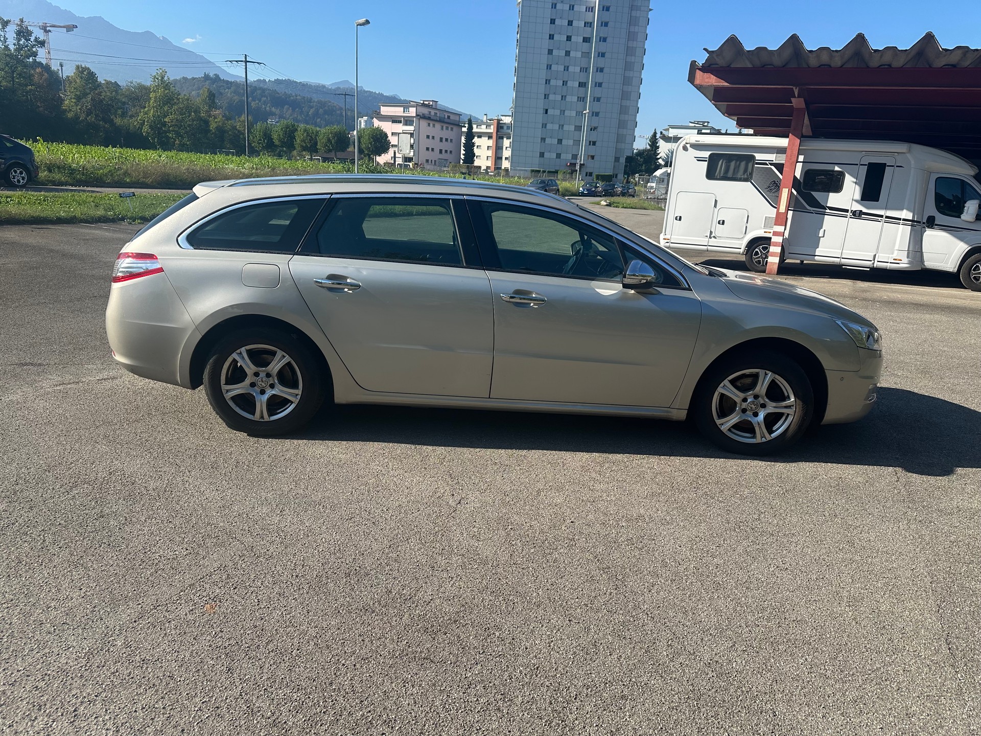 PEUGEOT 508 SW 1.6 16V T Active-image-4
