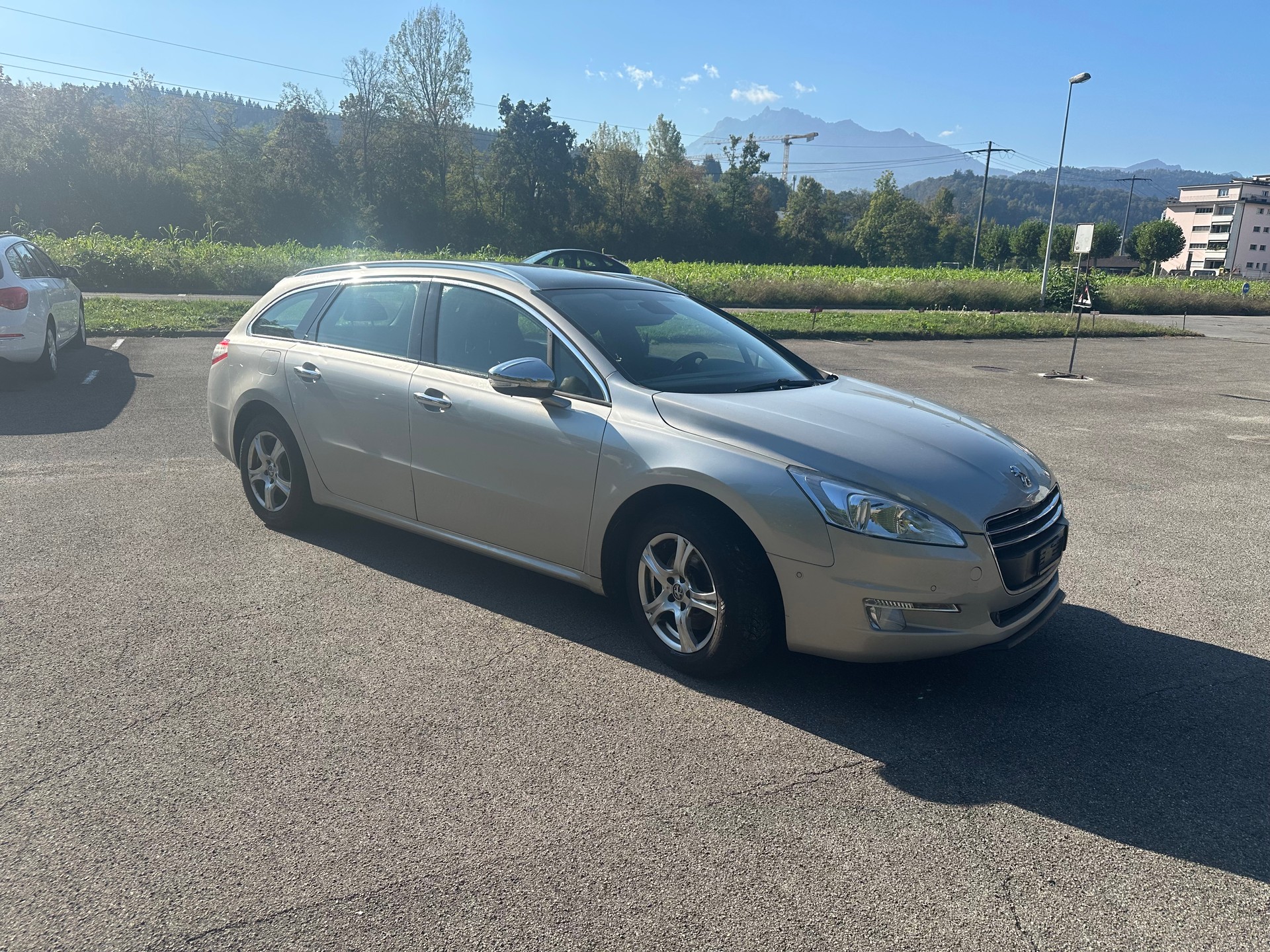PEUGEOT 508 SW 1.6 16V T Active-image-3