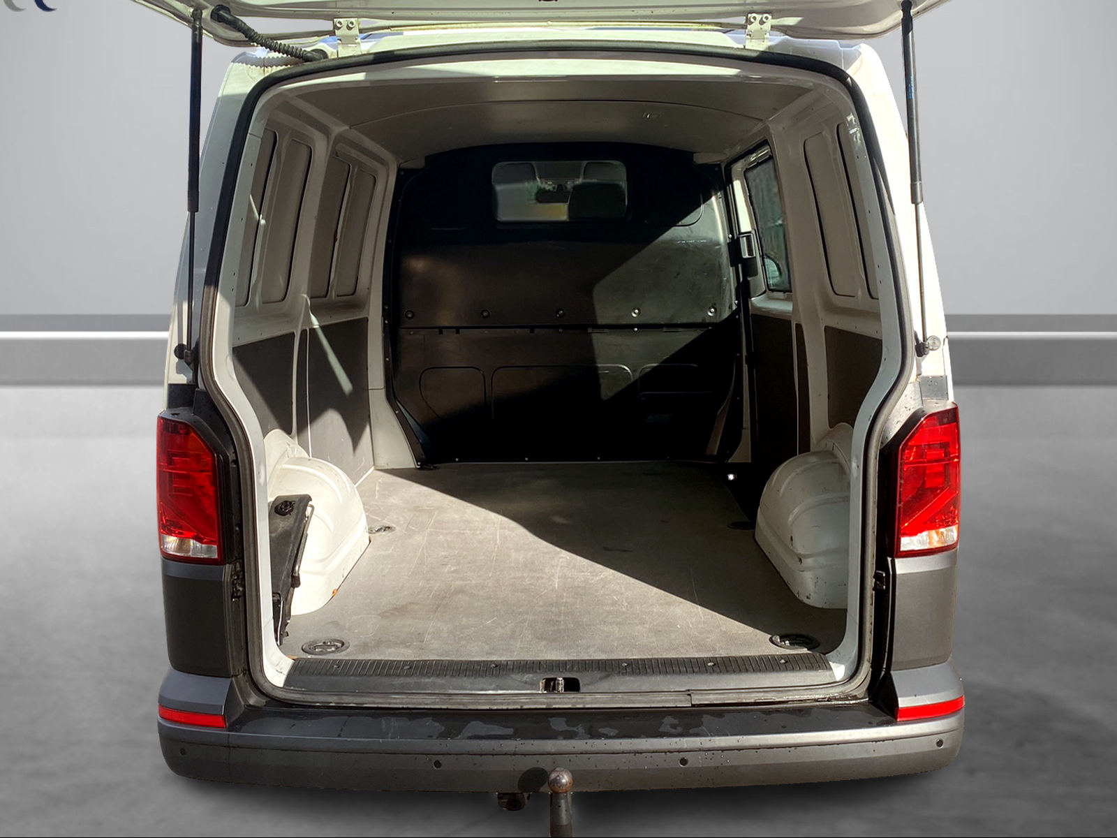 VW Transporter T6.1 Fourgon DSG-image-12