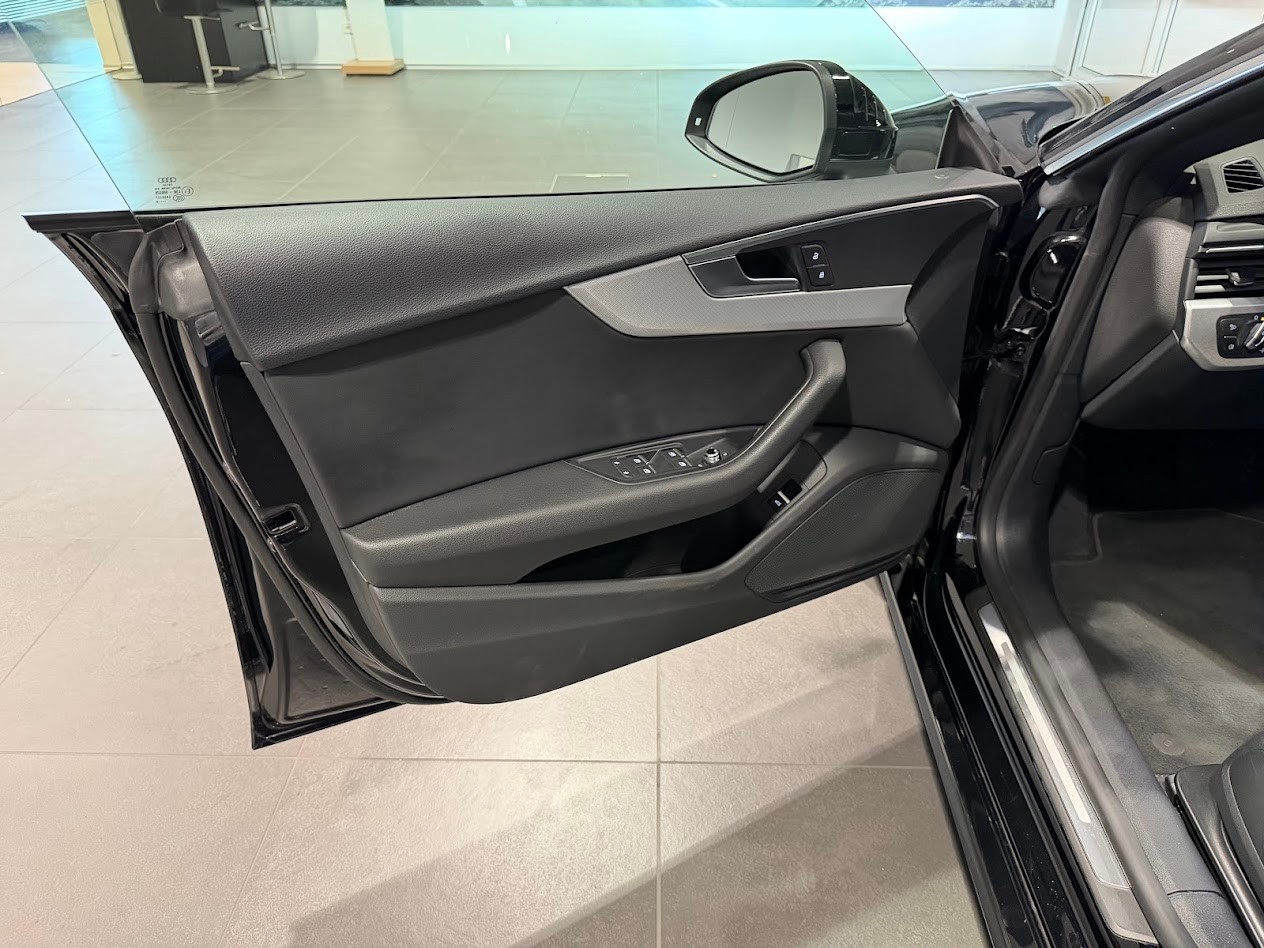 AUDI A5 Sportback 3.0 TDI Sport S-tronic-image-2