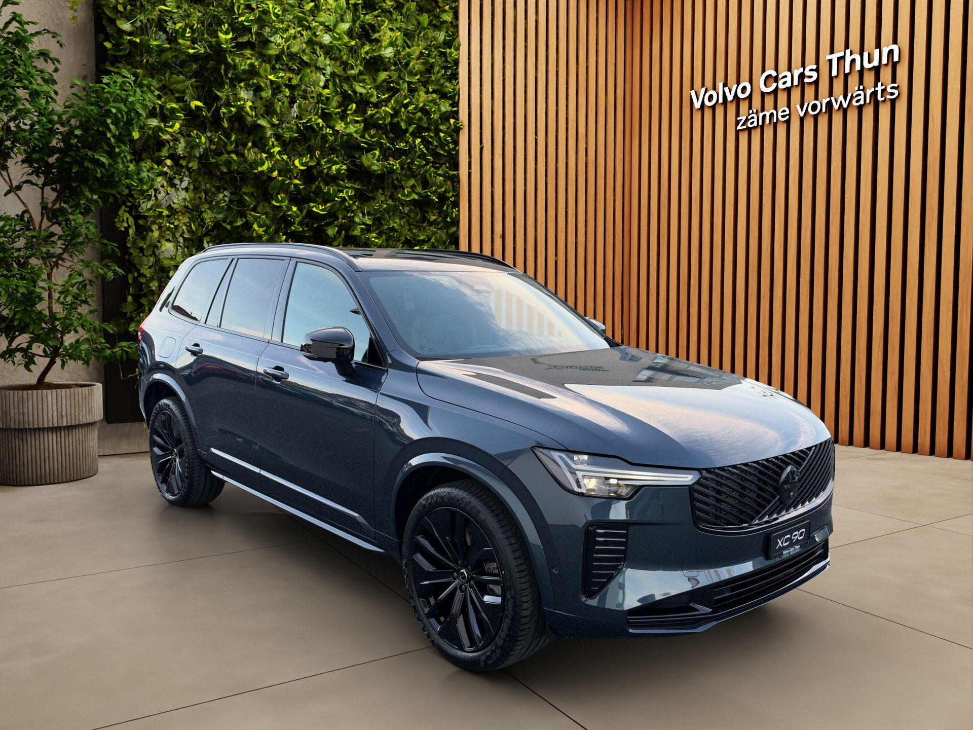 VOLVO XC90 2.0 T8 TE Black Edition eAWD-showroom-element-2