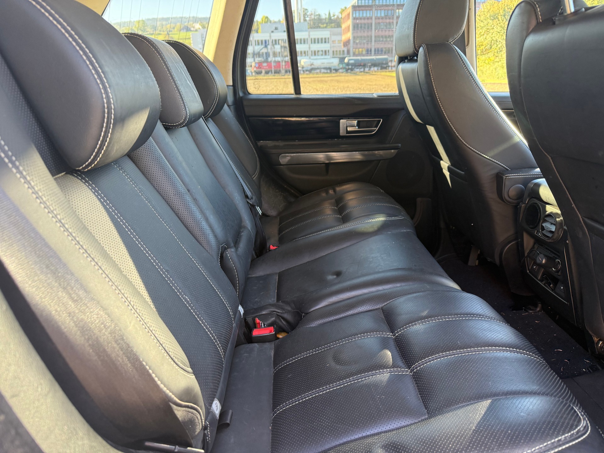 LAND ROVER Range Rover Sport 3.0 TDV6 HSE Automatic-image-11