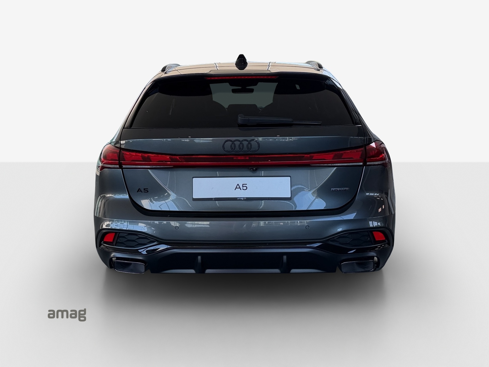 AUDI A5 Avant e-hybrid quattro Attraction 220 kW S tronic-image-3