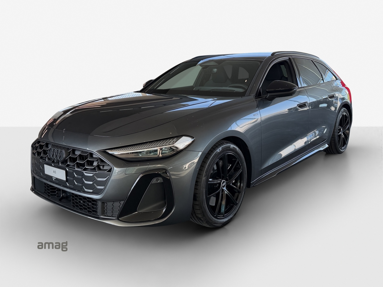 AUDI A5 Avant e-hybrid quattro Attraction 220 kW S tronic-image-0