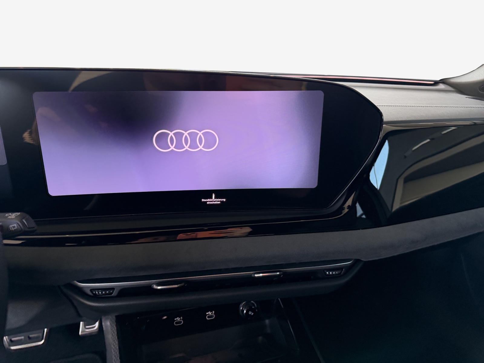 AUDI A5 Avant e-hybrid quattro Attraction 220 kW S tronic-image-10