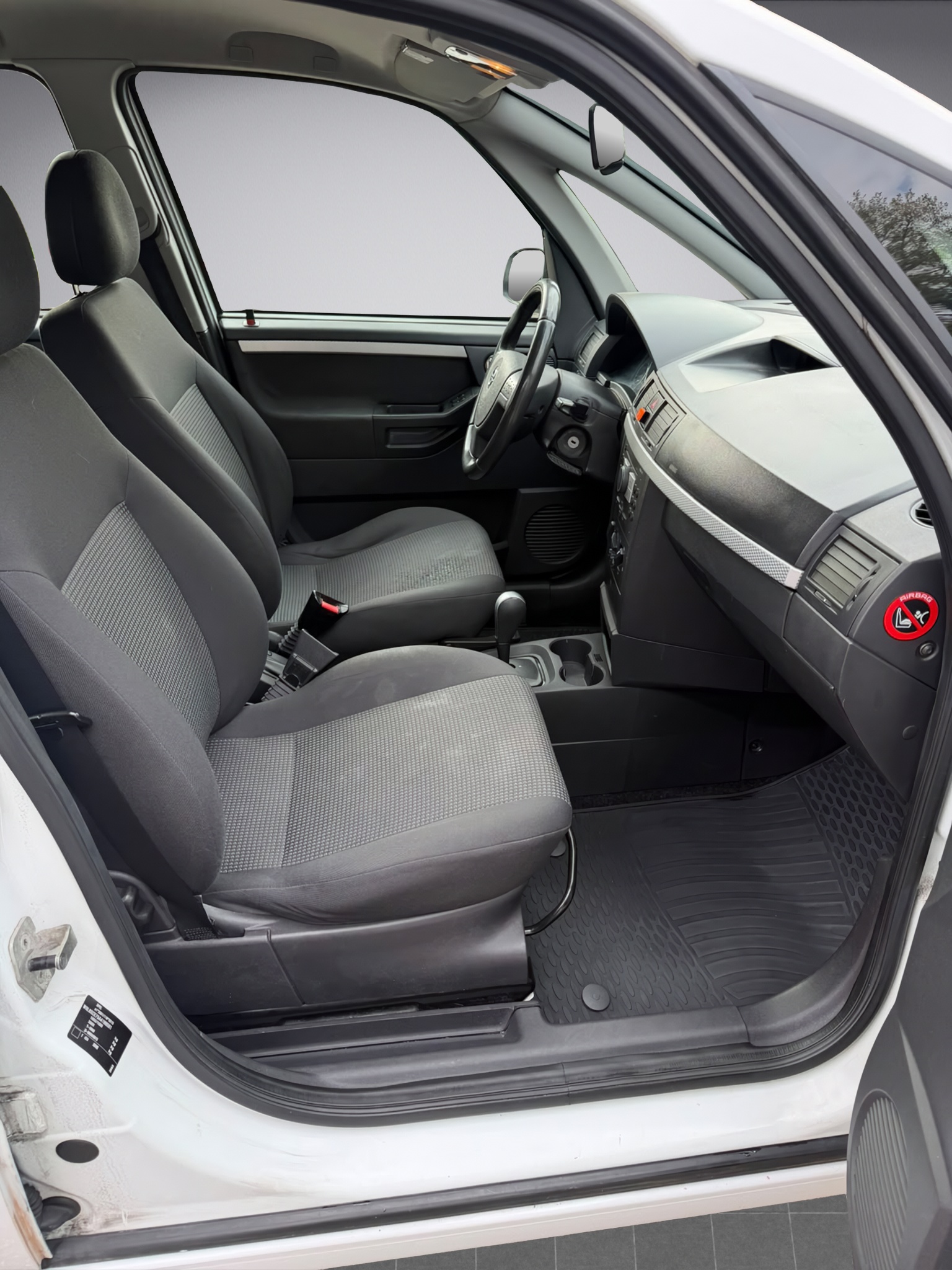OPEL Meriva 1.6i-16 TP Edition Easytronic-image-12
