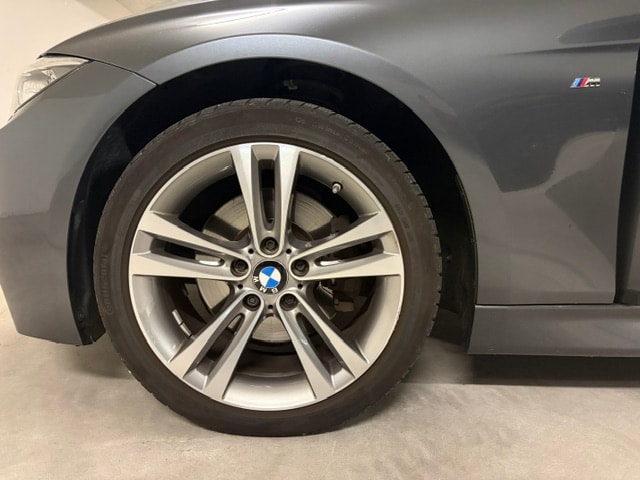 BMW 328i xDrive Touring M Sport | Swiss Vehicle | Exceptional Specification | 8 BMW Wheels Included-image-3