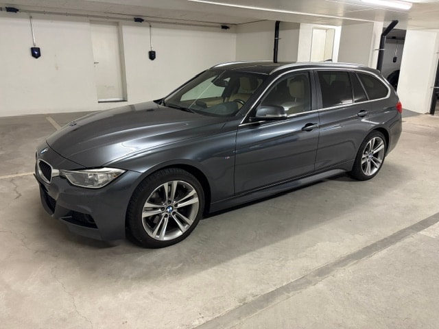 BMW 328i xDrive Touring M Sport | Swiss Vehicle | Exceptional Specification | 8 BMW Wheels Included-image-0