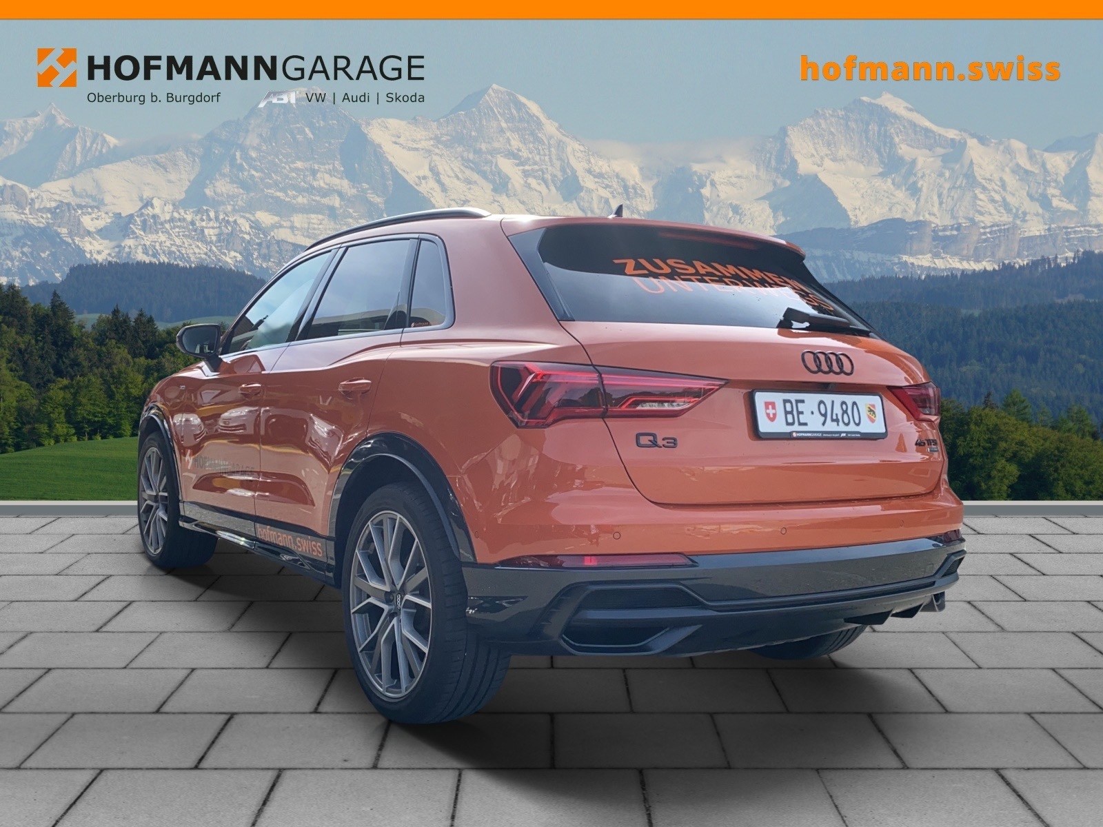 AUDI Q3 45 TFSI S line quattro S-tronic-image-2