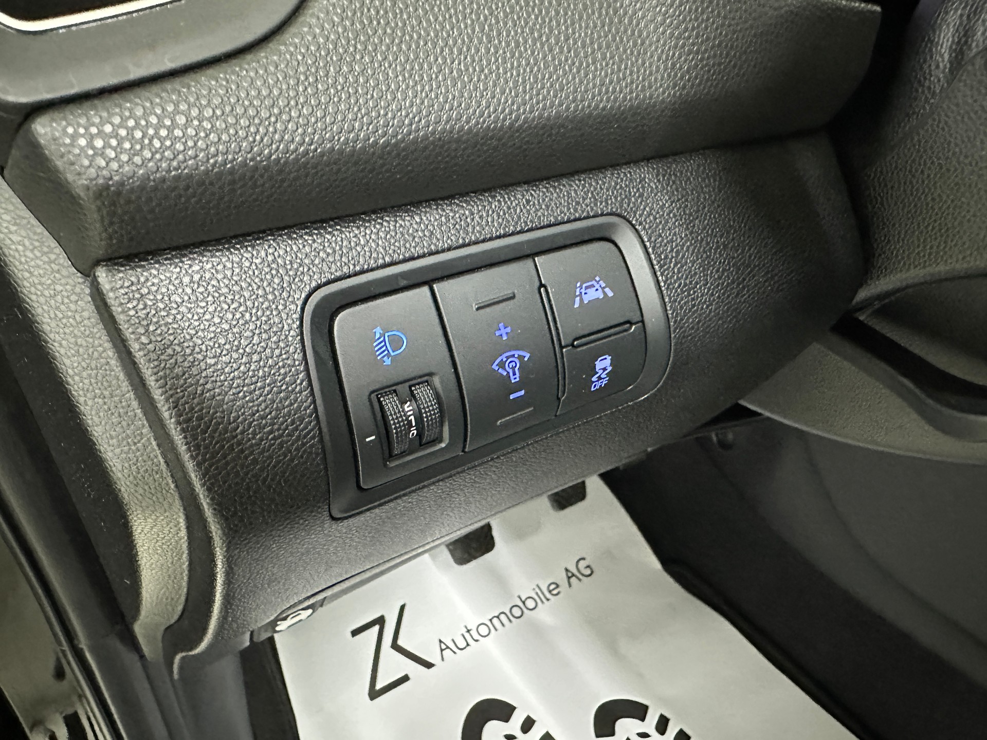 HYUNDAI i20 1.0 T-GDi 100PS GO-image-12