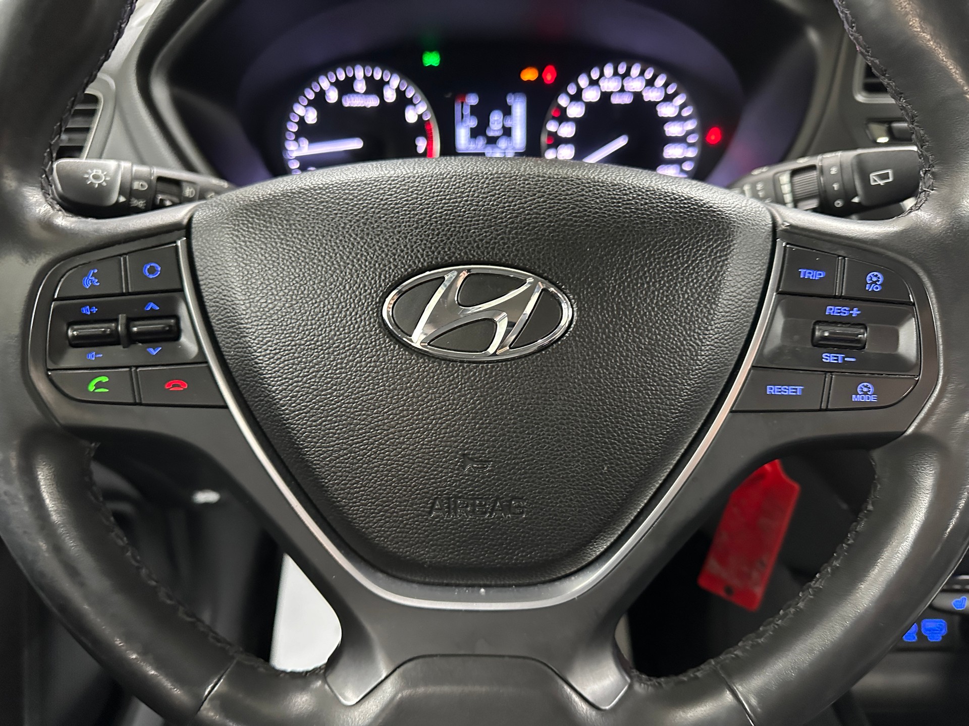 HYUNDAI i20 1.0 T-GDi 100PS GO-image-11