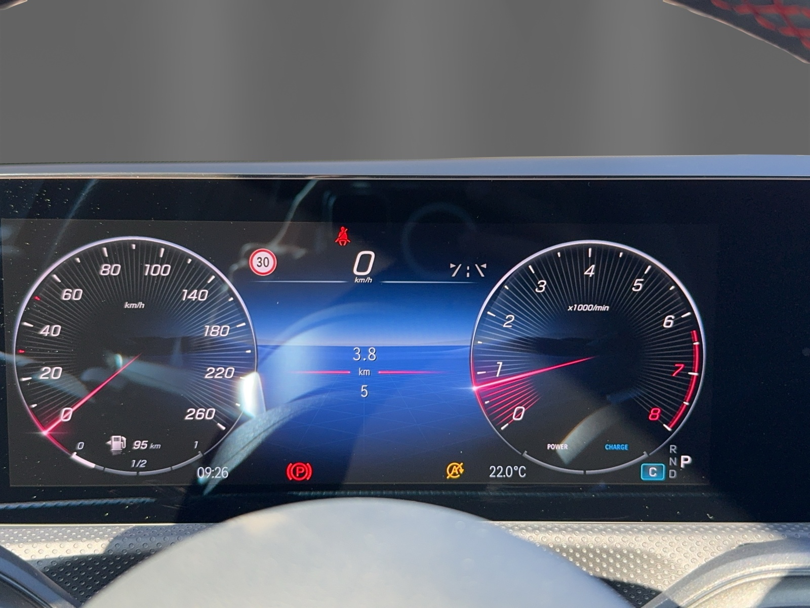 MERCEDES-BENZ A 220 4Matic 8G-DCT-image-10