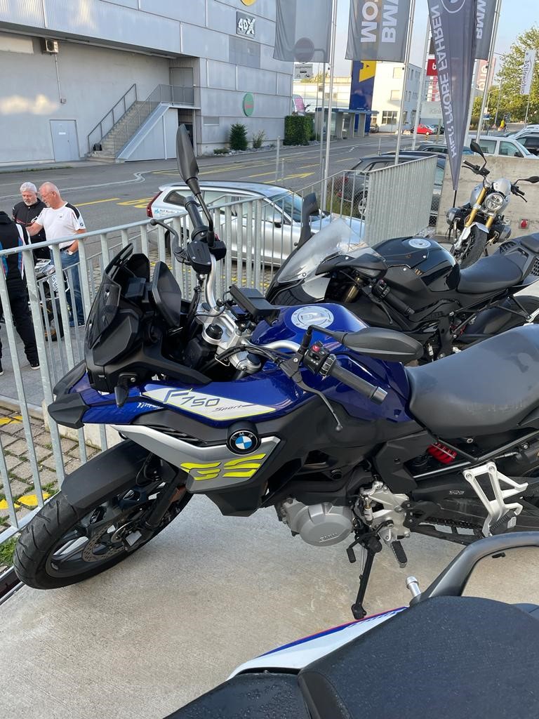 BMW GS-image-1