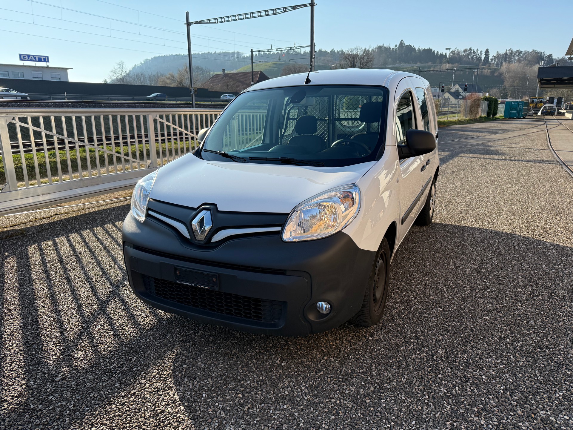 RENAULT Kangoo Medium TCe 115 Business A-image-0