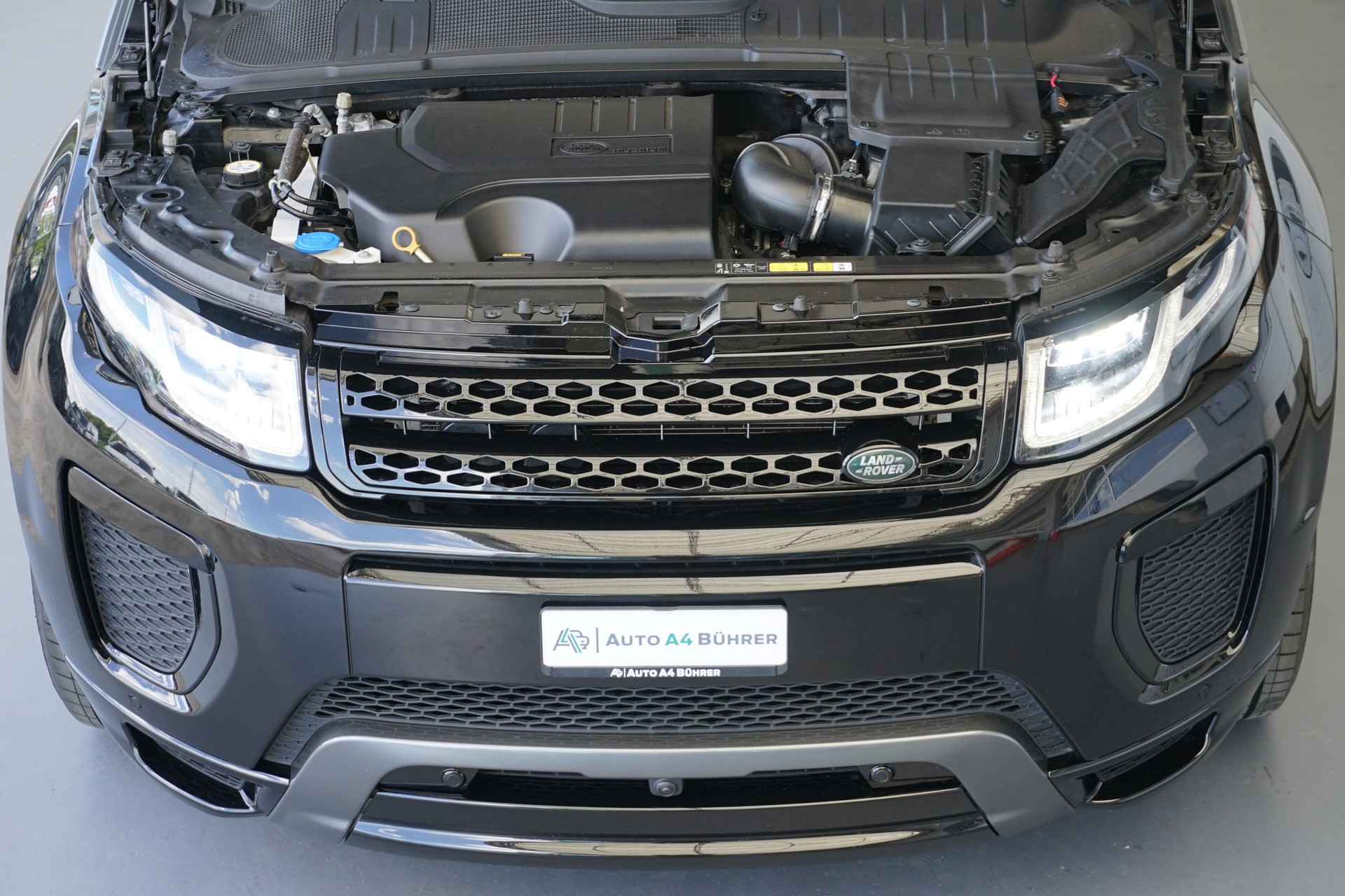 LAND ROVER Evoque 2.0Si4 SE Dynamic Convertible 4WD Automat 241PS mit neuer AHK für 1,5t.Zuglast-image-20