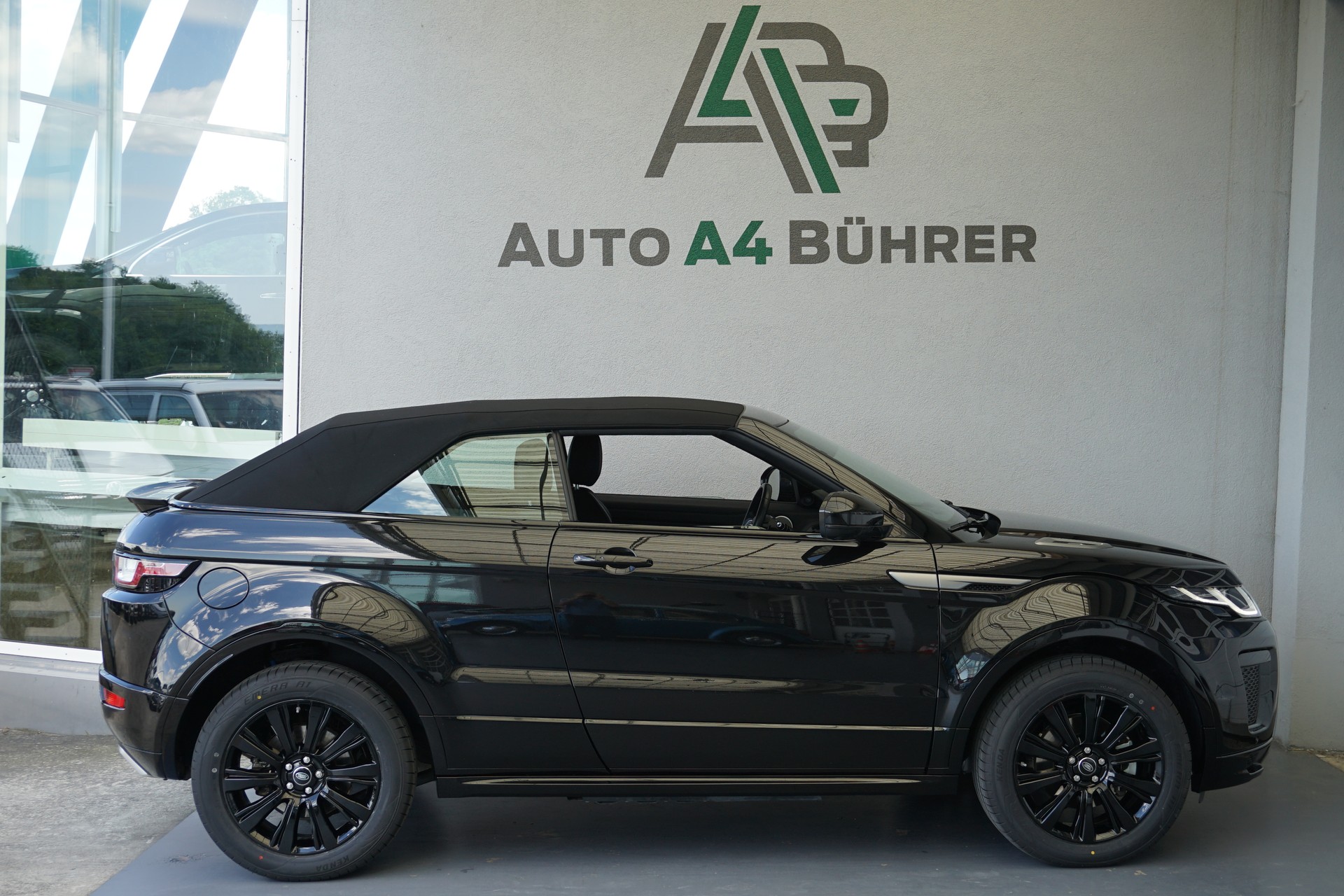 LAND ROVER Evoque 2.0Si4 SE Dynamic Convertible 4WD Automat 241PS mit neuer AHK für 1,5t.Zuglast-image-7