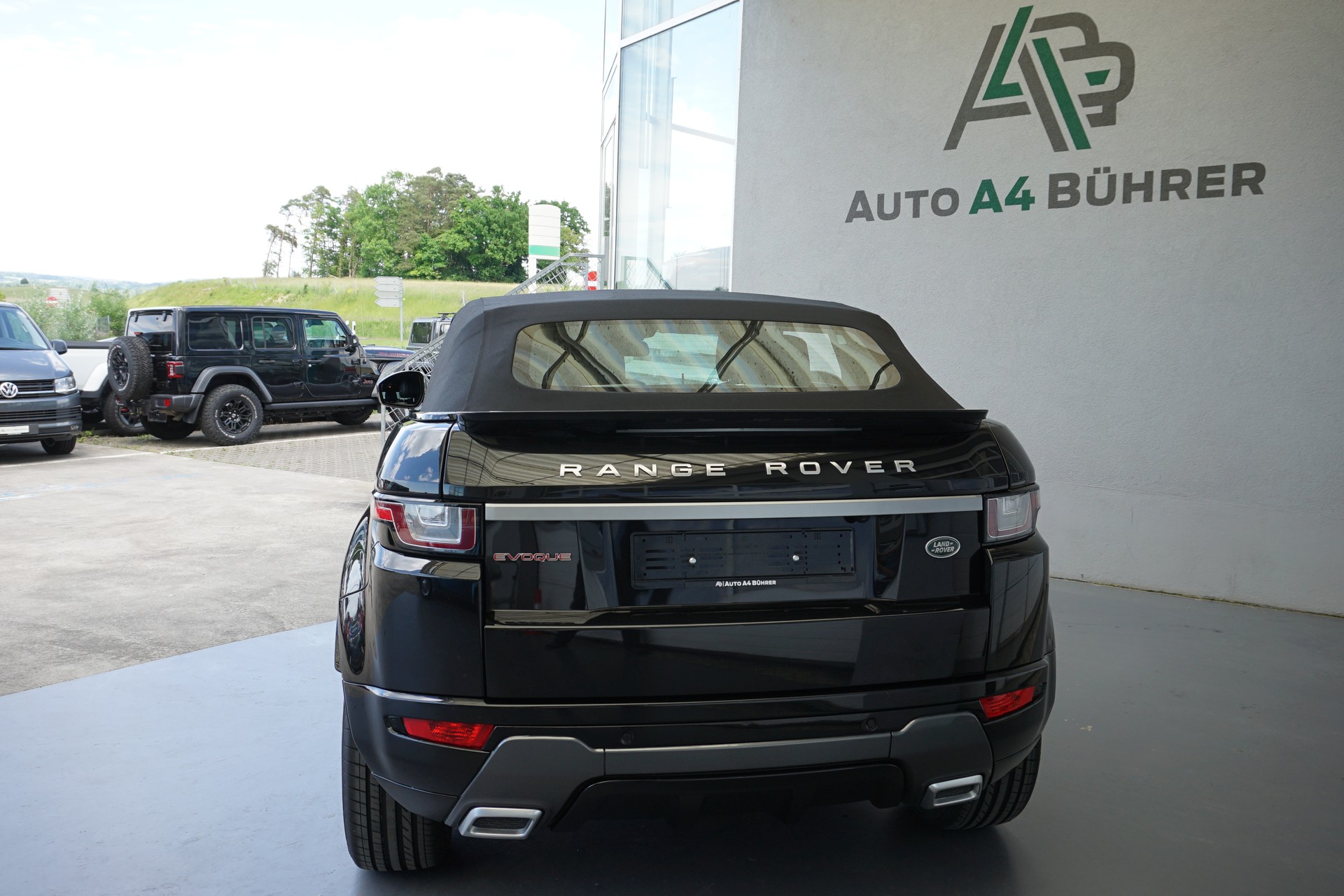 LAND ROVER Evoque 2.0Si4 SE Dynamic Convertible 4WD Automat 241PS mit neuer AHK für 1,5t.Zuglast-image-12