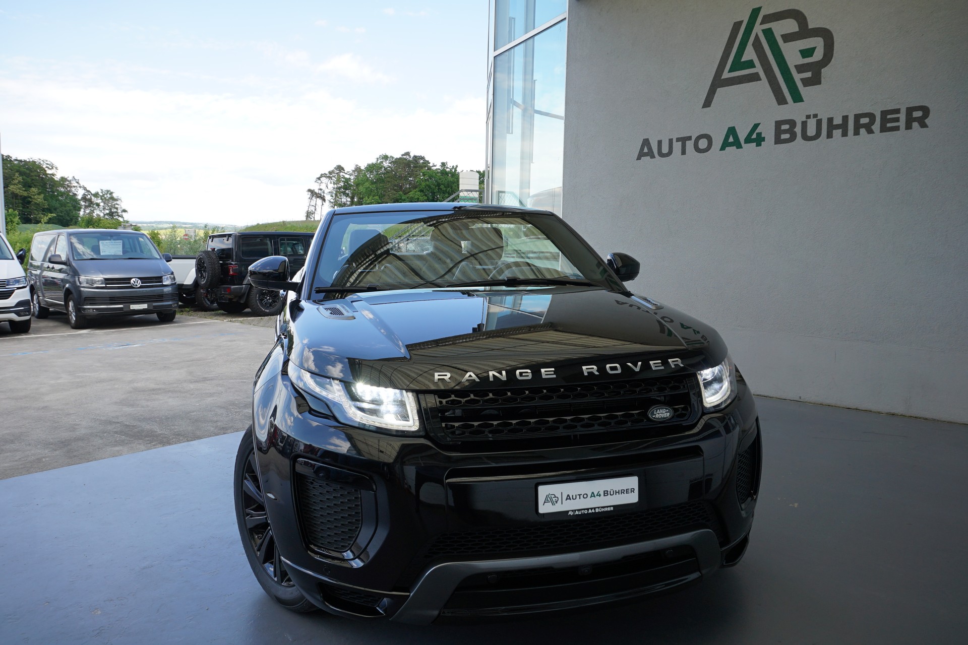 LAND ROVER Evoque 2.0Si4 SE Dynamic Convertible 4WD Automat 241PS mit neuer AHK für 1,5t.Zuglast-showroom-element-3