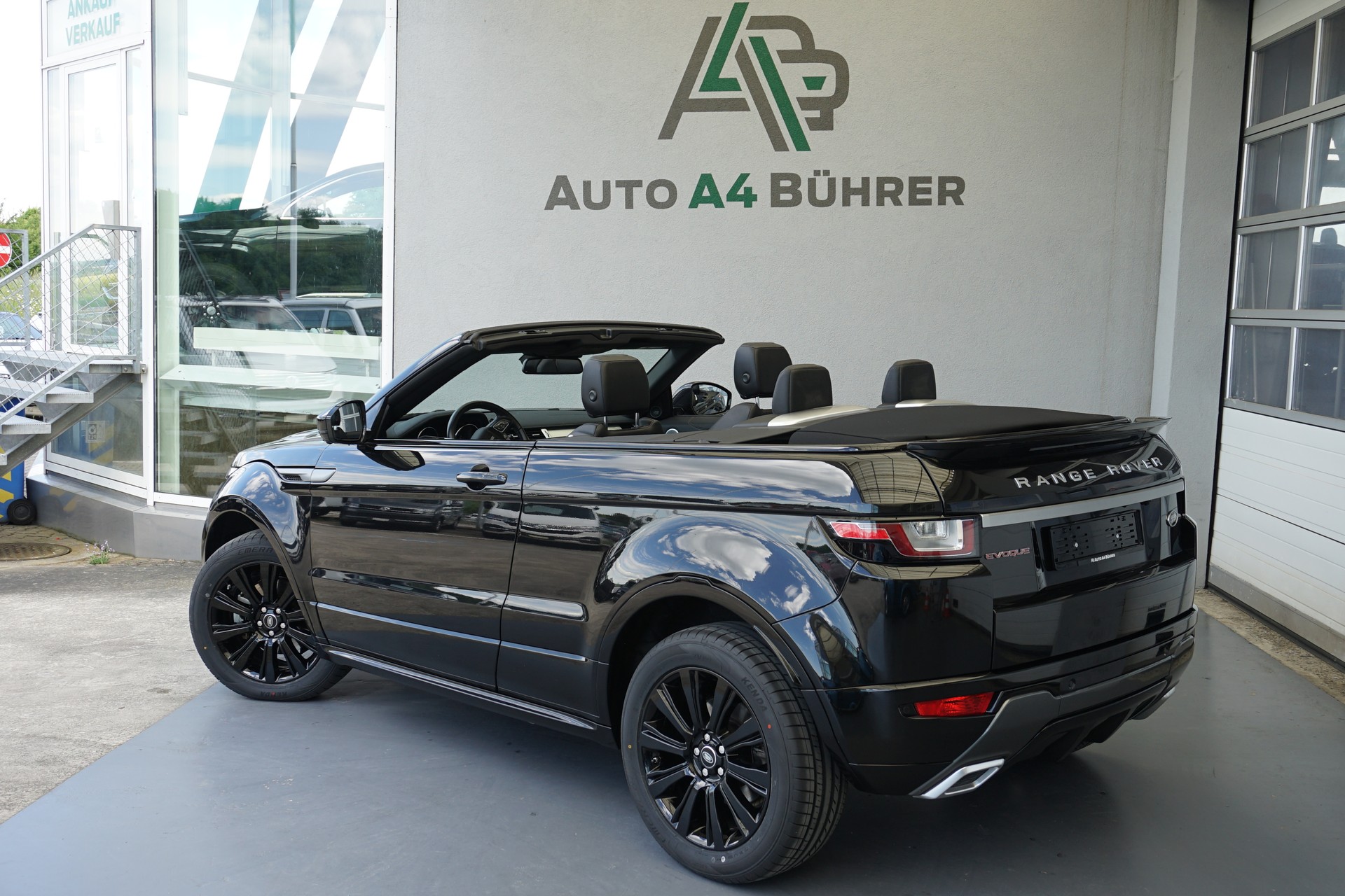 LAND ROVER Evoque 2.0Si4 SE Dynamic Convertible 4WD Automat 241PS mit neuer AHK für 1,5t.Zuglast-image-9