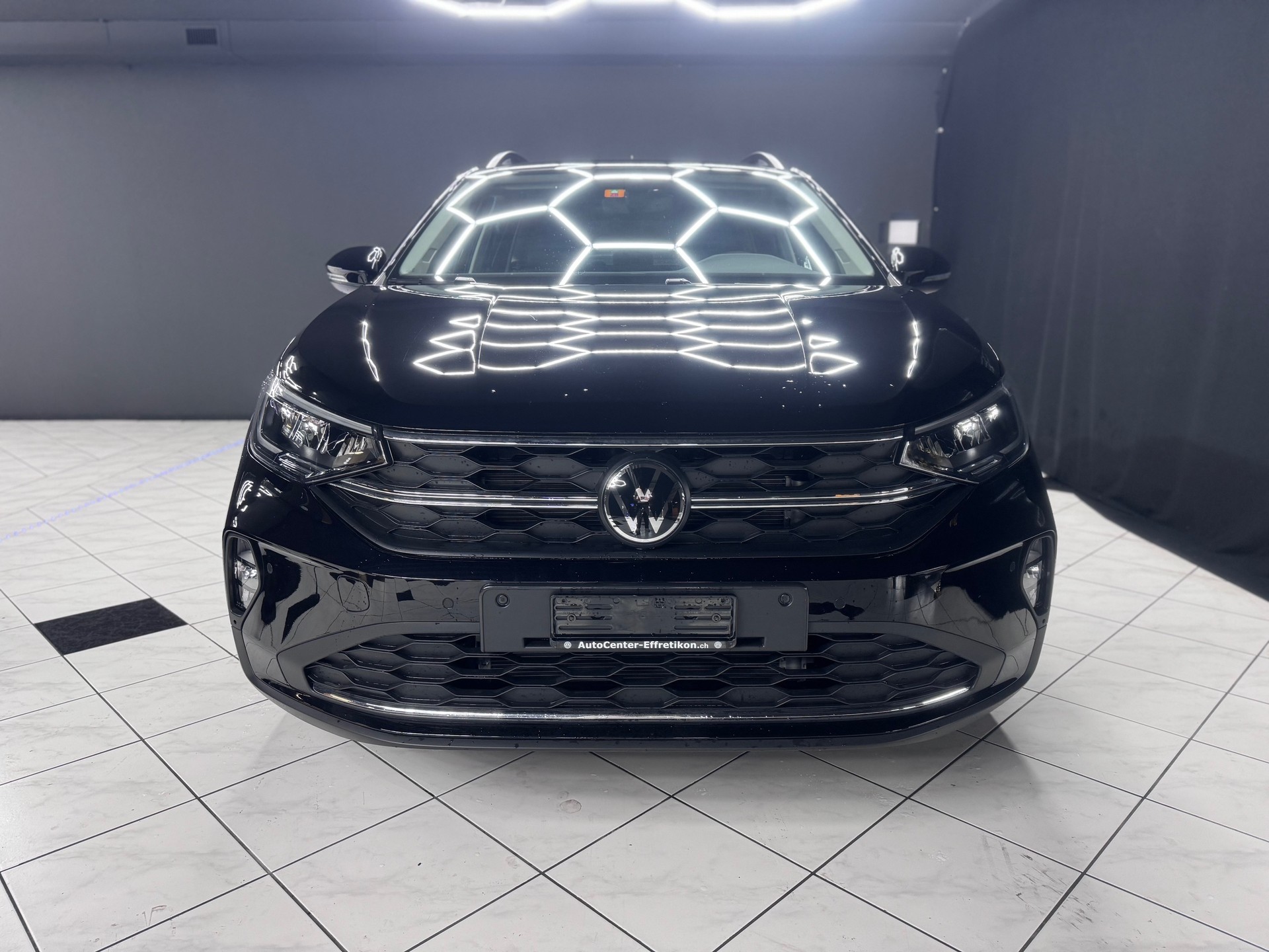 VW Taigo 1.0 TSI Life DSG-showroom-element-2