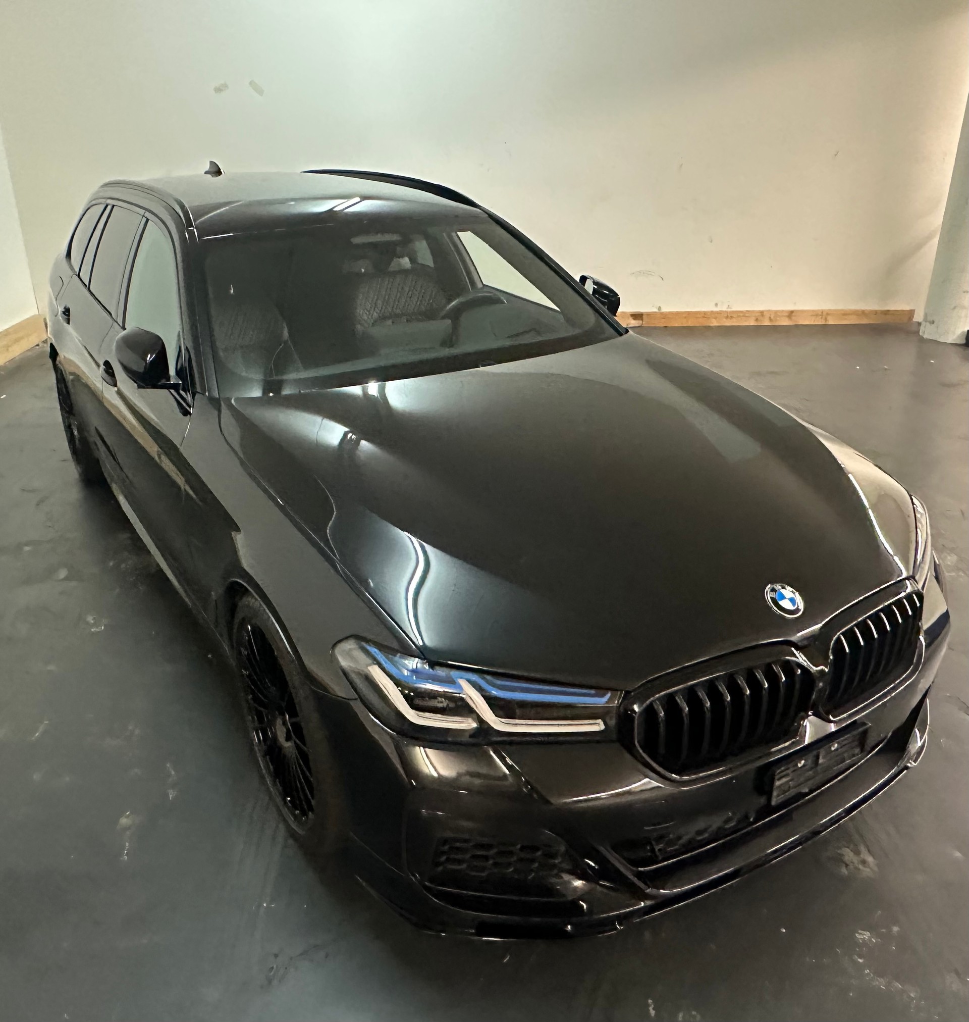 BMW-ALPINA D5 S Touring xDrive Switch-Tronic-image-4