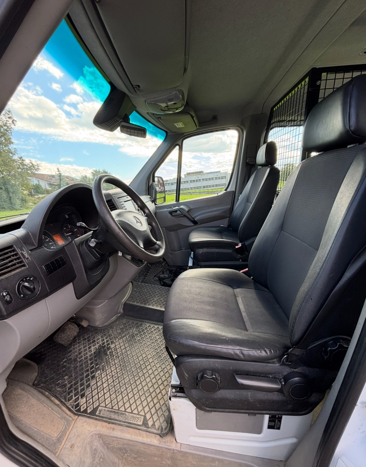 MERCEDES-BENZ Sprinter 316 CDI Standard 4x4 Automat-image-8