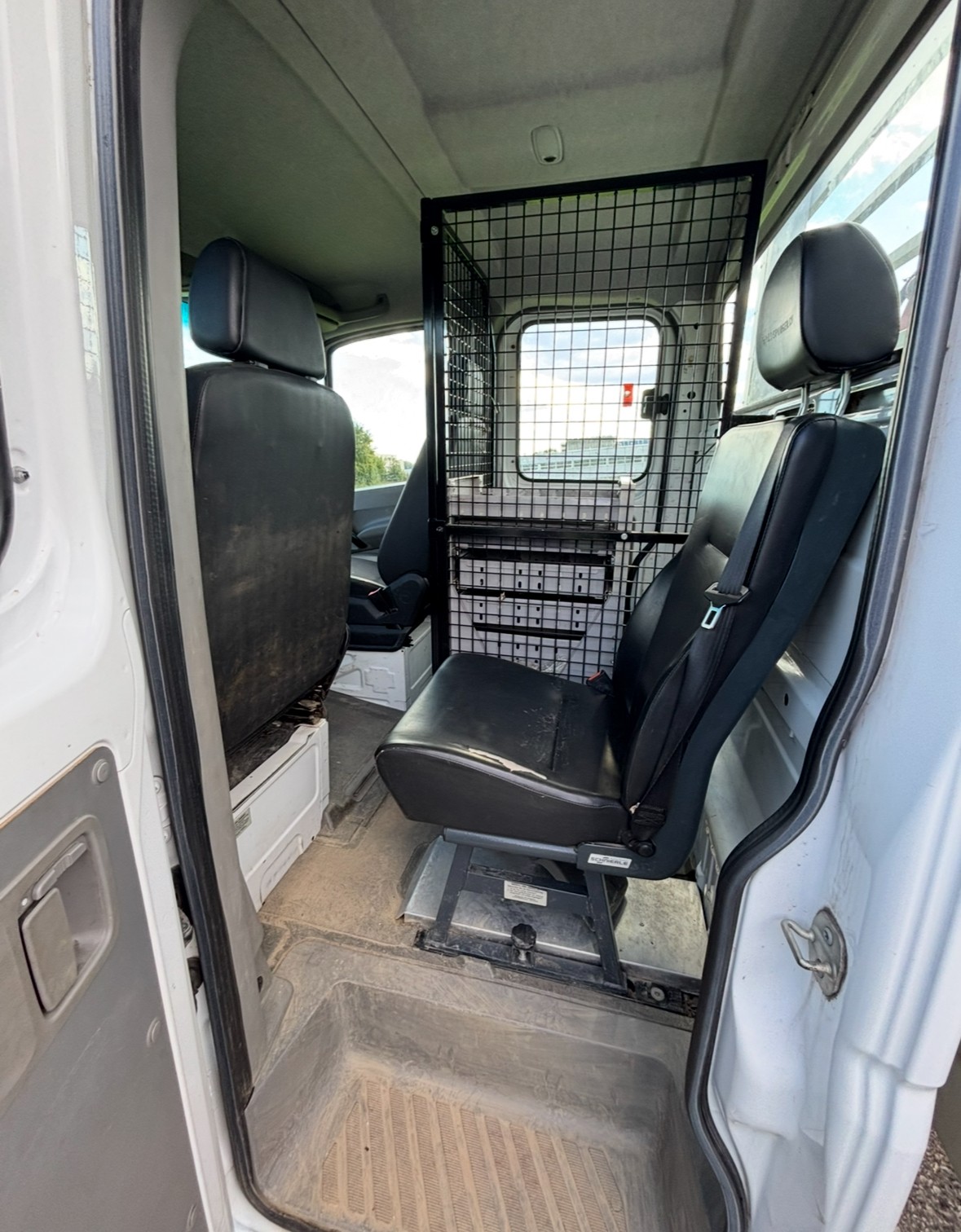 MERCEDES-BENZ Sprinter 316 CDI Standard 4x4 Automat-image-9