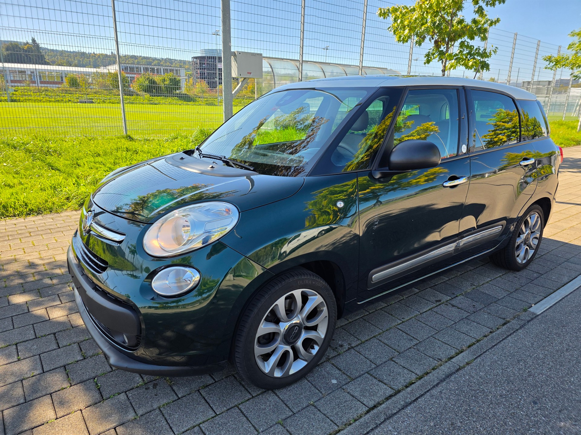 FIAT 500L Living 1.6 JTD Lounge-image-0