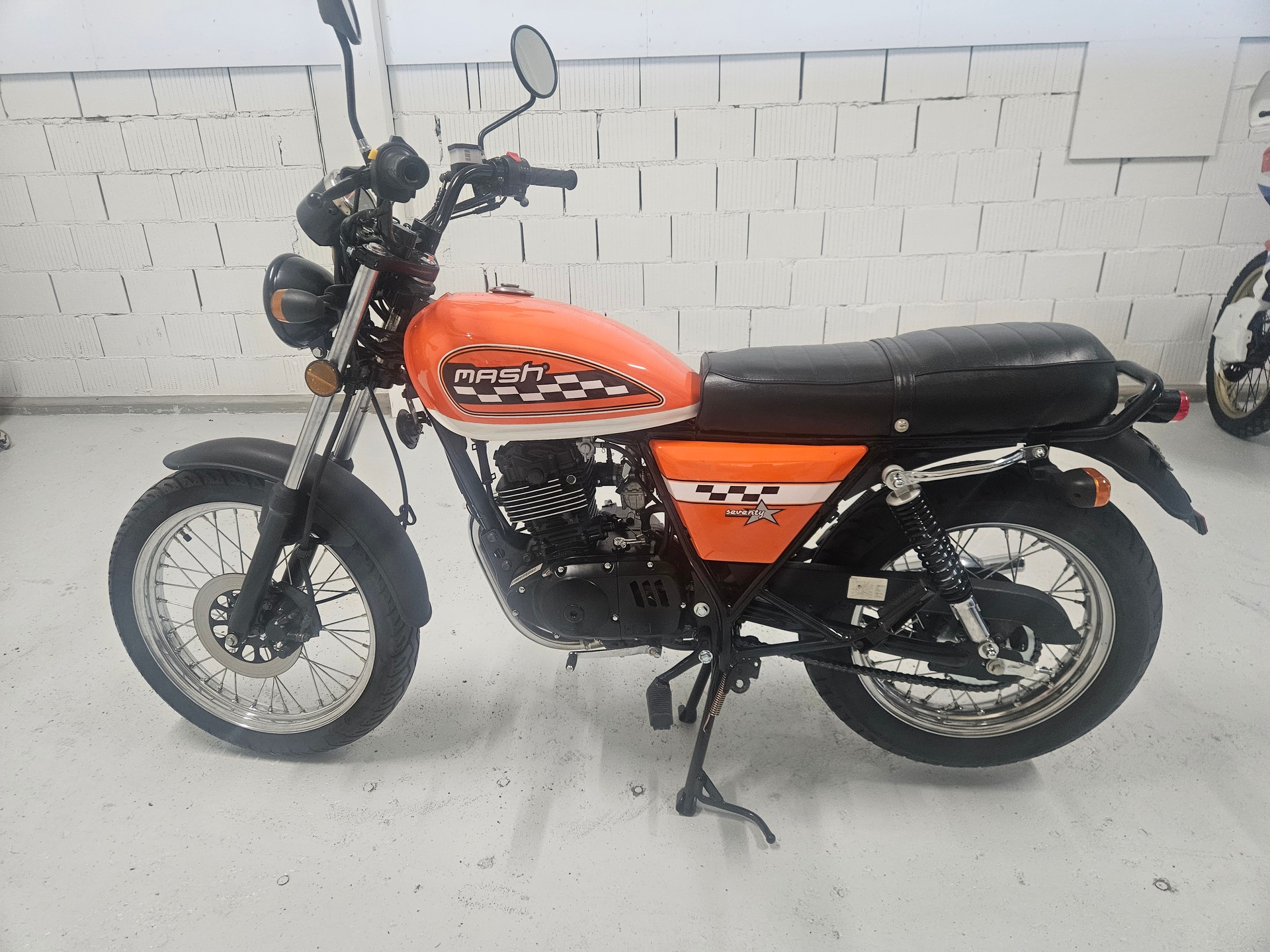 MASH 125 Seventy Five