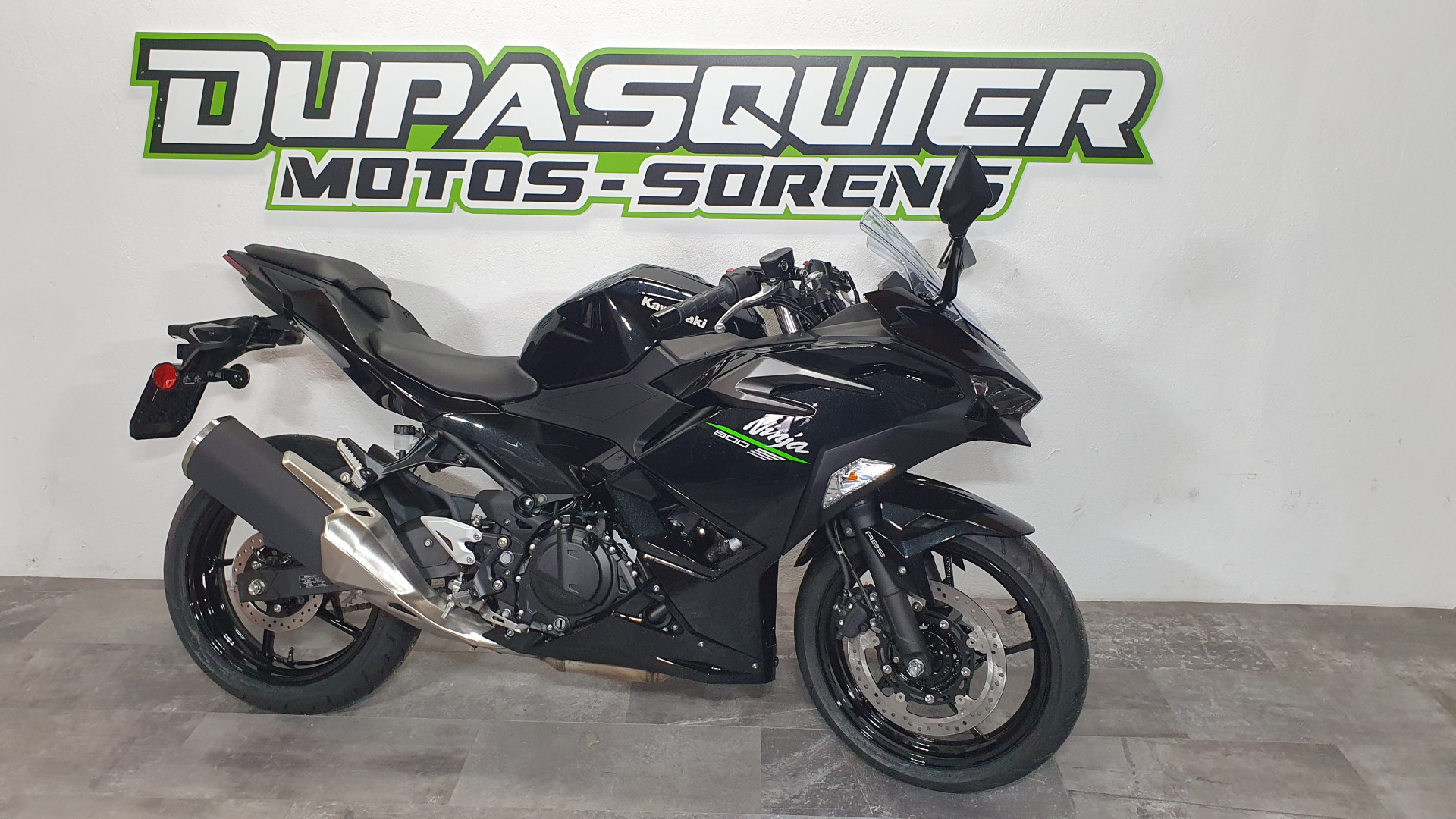 KAWASAKI Ninja 650