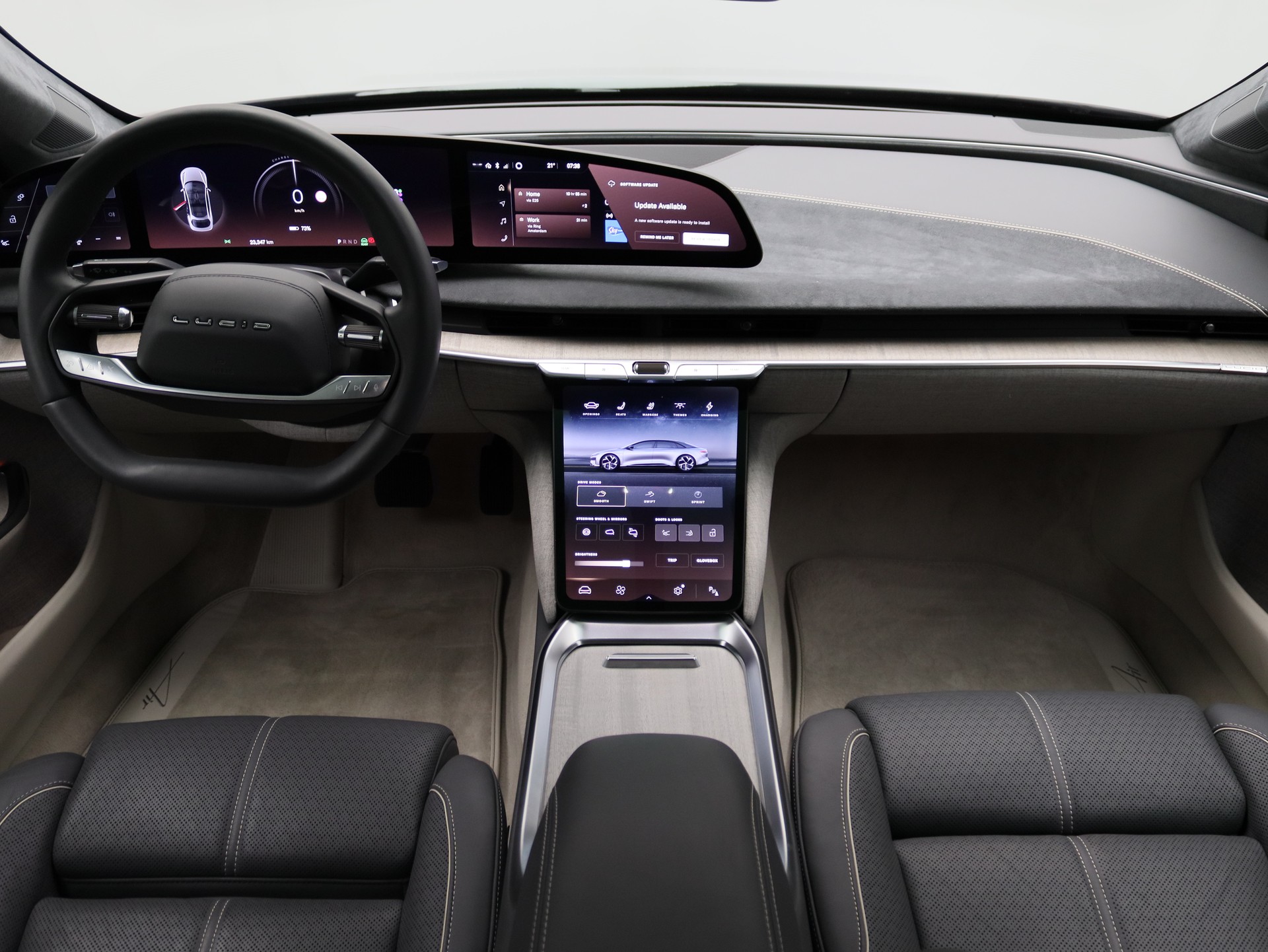 LUCID Air 118 kWh Performance Dream Edition-image-3