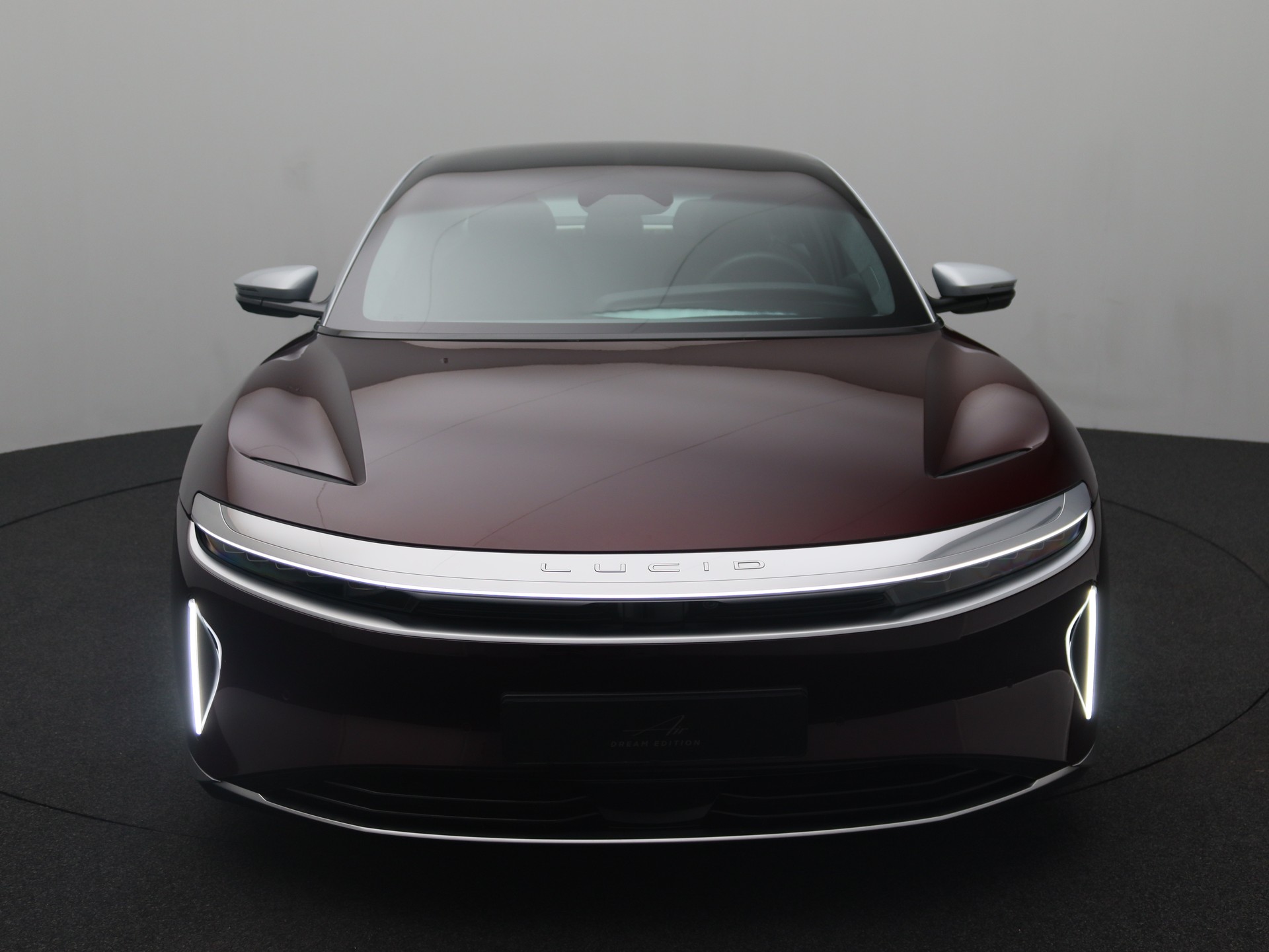 LUCID Air 118 kWh Performance Dream Edition-image-11