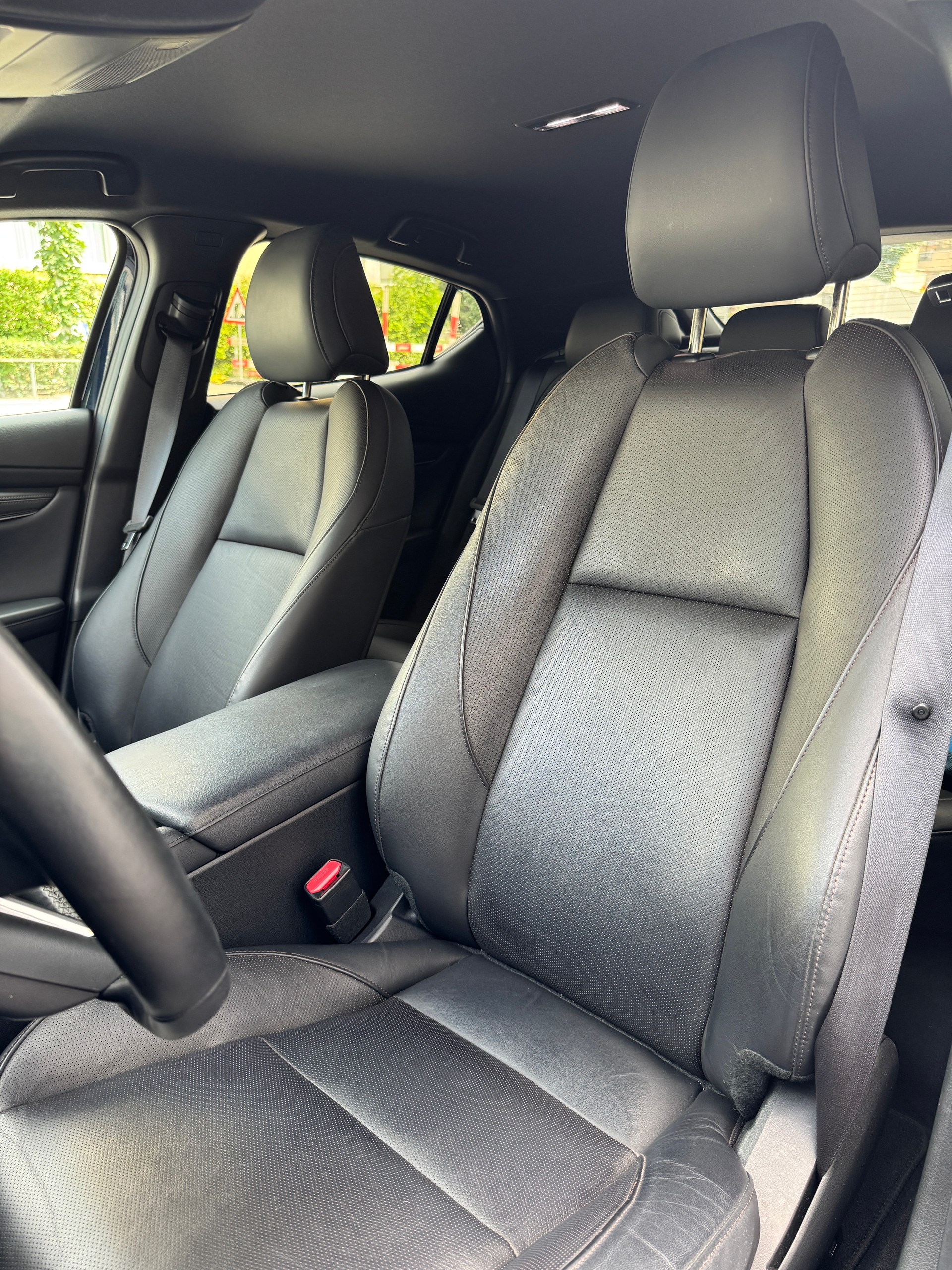 MAZDA 3 Hatchback SKYACTIV-X M Hybrid 186 Ambition Automat-image-9