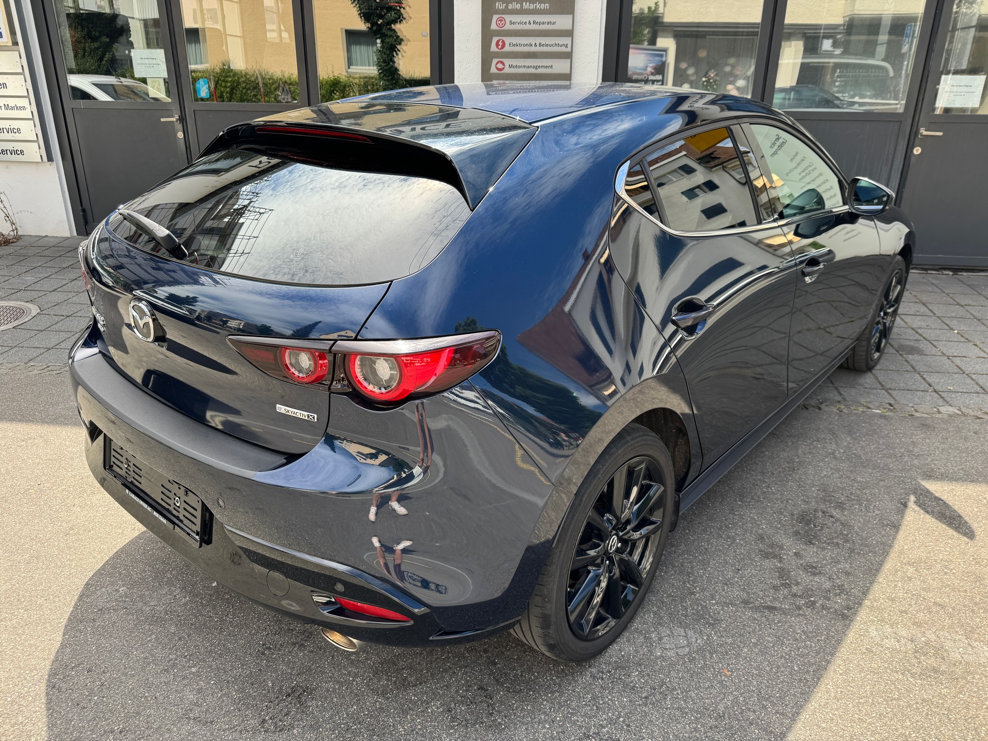 MAZDA 3 Hatchback SKYACTIV-X M Hybrid 186 Ambition Automat-image-5