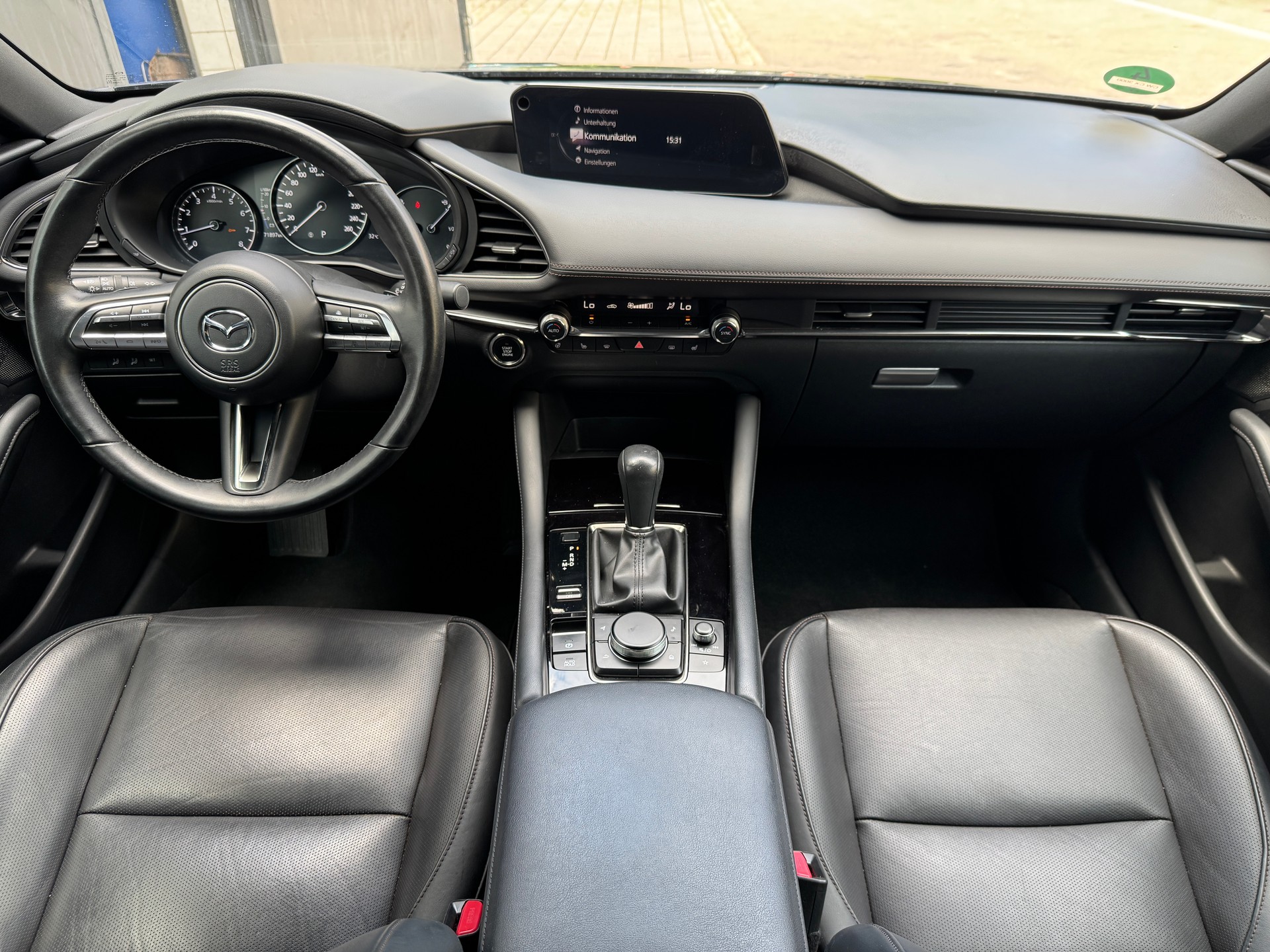 MAZDA 3 Hatchback SKYACTIV-X M Hybrid 186 Ambition Automat-image-11
