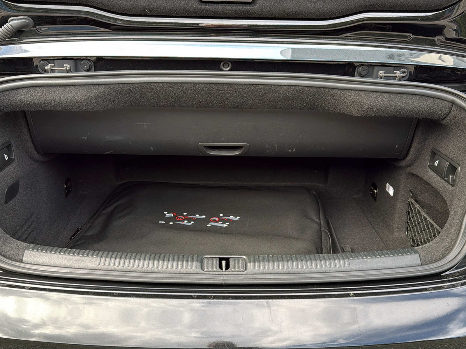 AUDI S3 Cabrio 2.0 TFSI quattro S-tronic-image-7