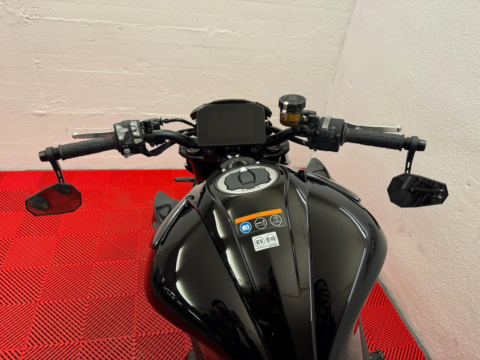 KAWASAKI Z 1100-image-5