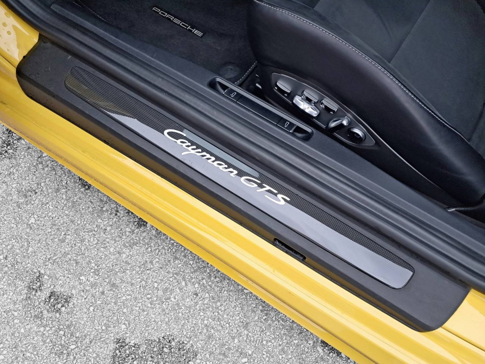 PORSCHE 718 Cayman GTS 4.0 (MY23)-image-23