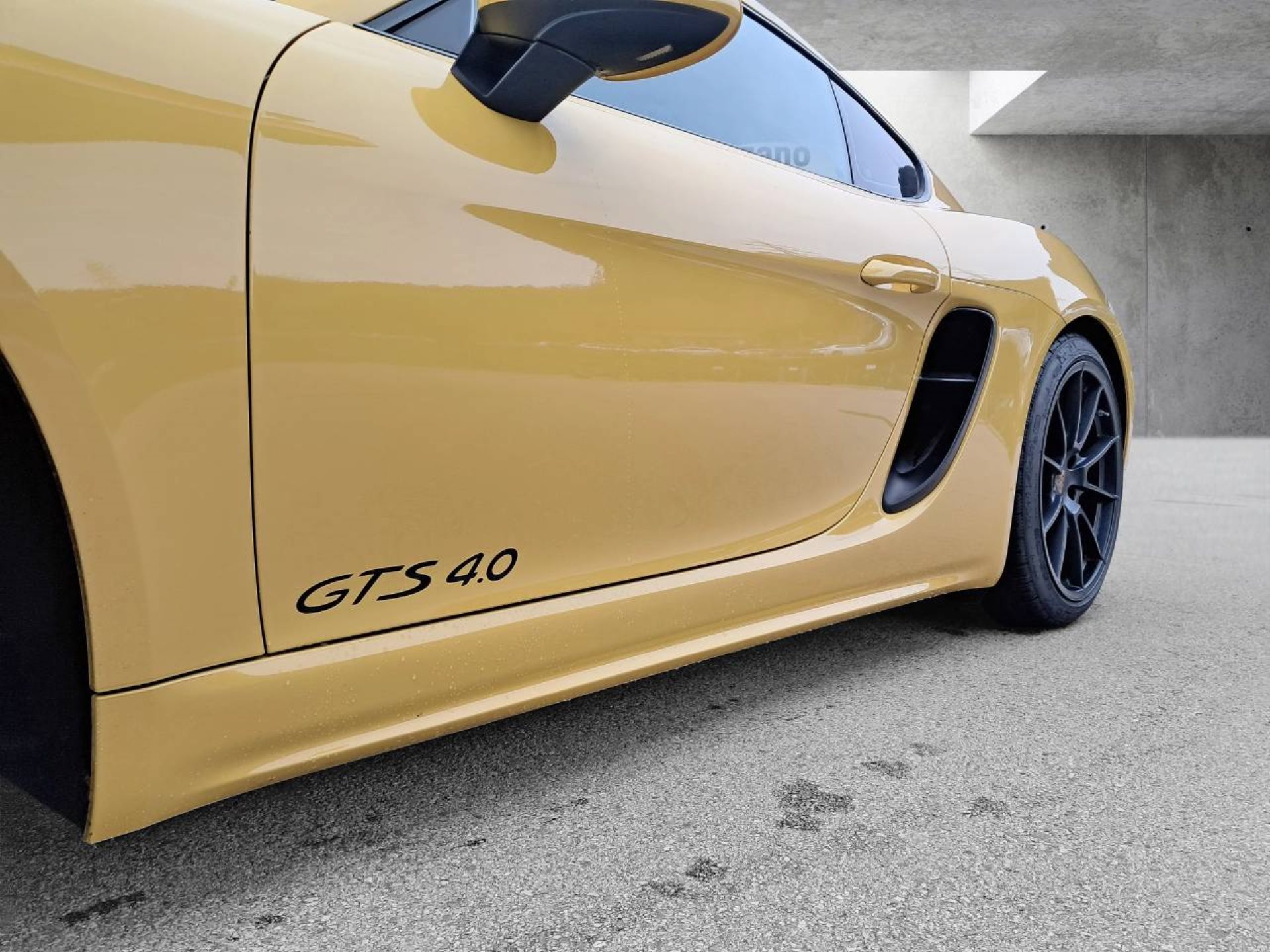 PORSCHE 718 Cayman GTS 4.0 (MY23)-image-12