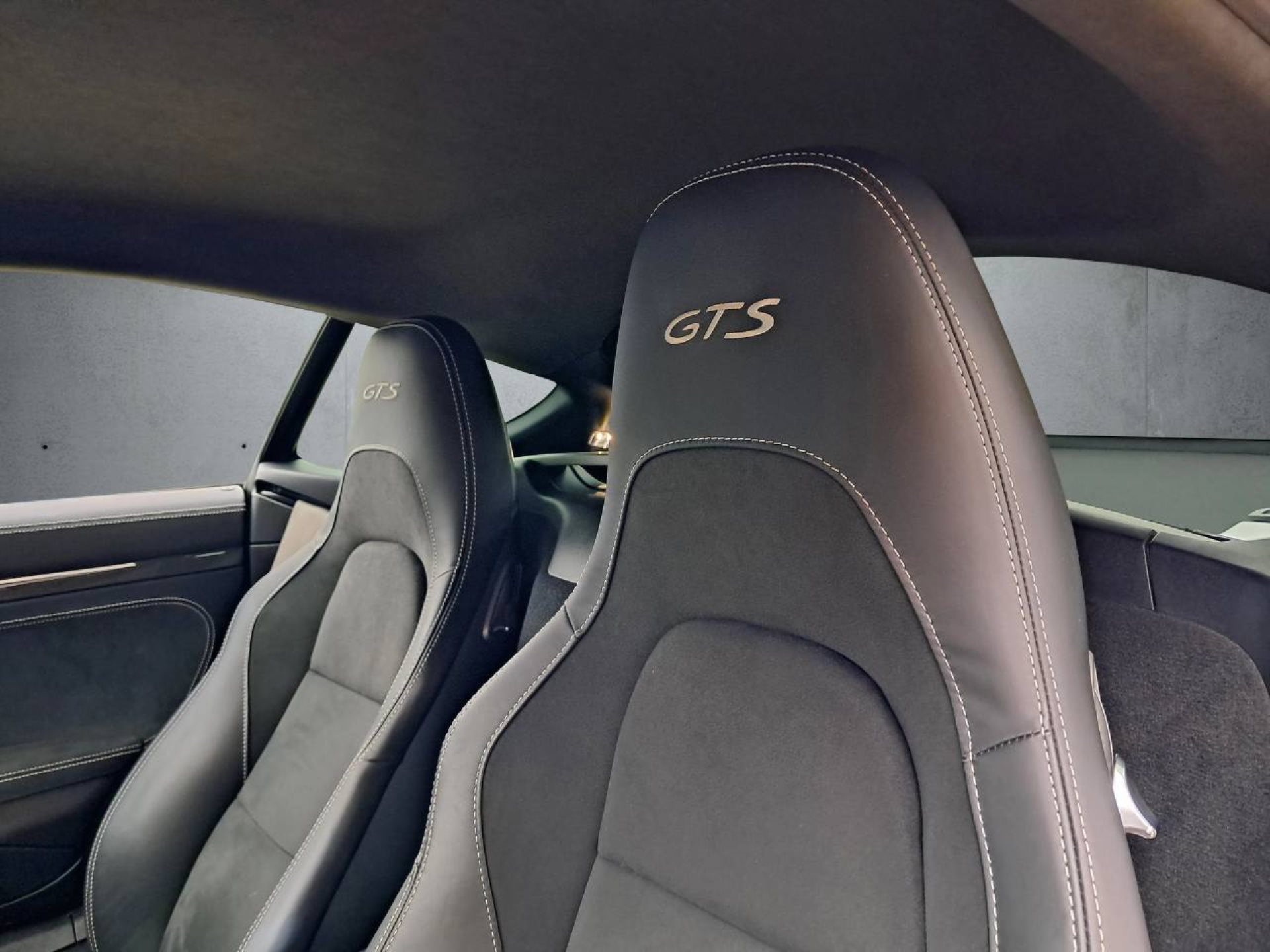 PORSCHE 718 Cayman GTS 4.0 (MY23)-image-27
