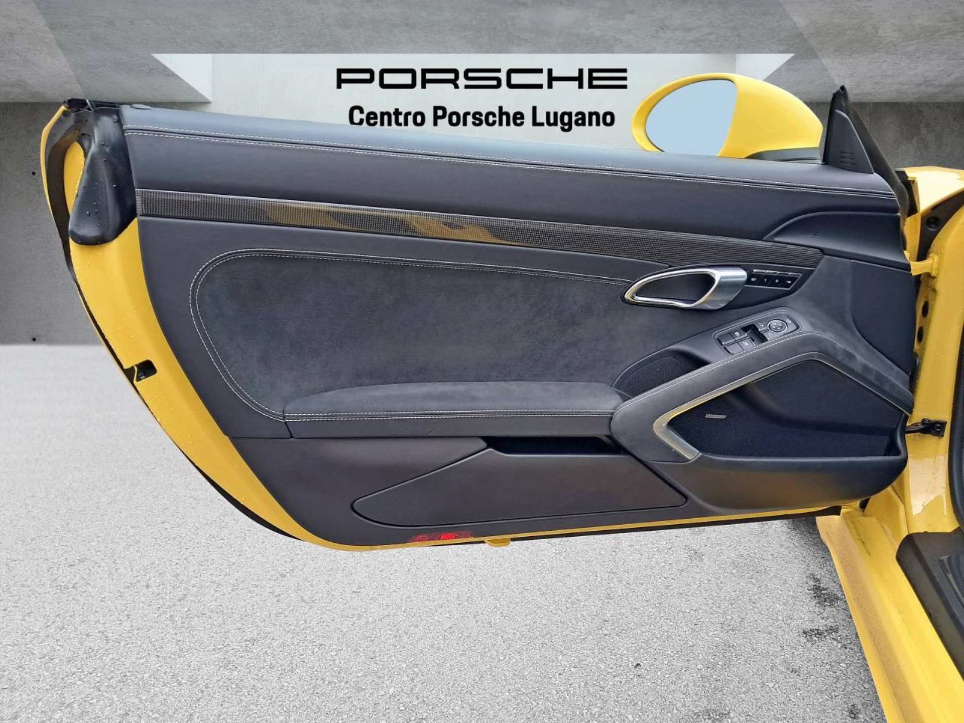 PORSCHE 718 Cayman GTS 4.0 (MY23)-image-17